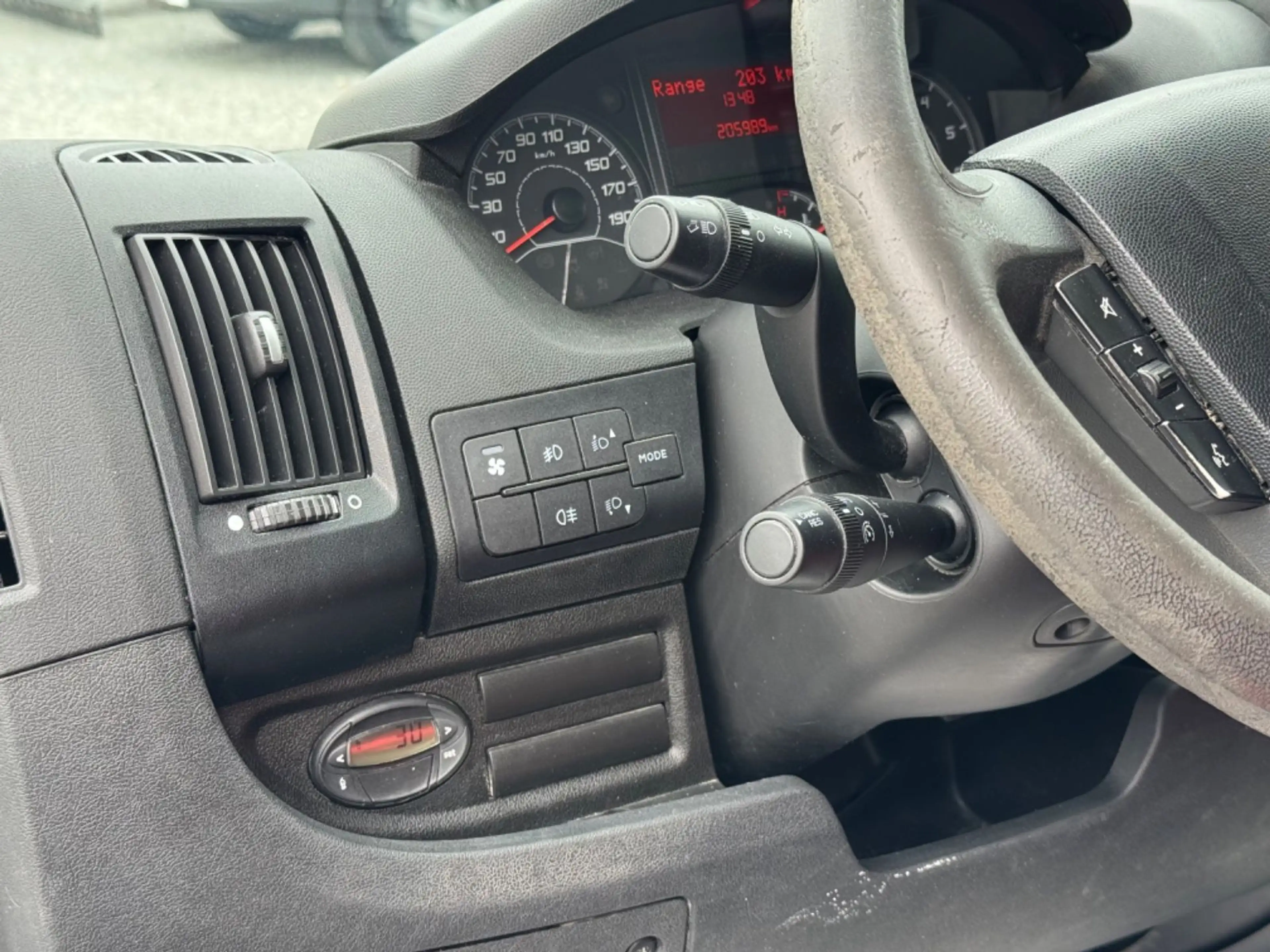 Peugeot Boxer BOXER KLIMA KAMERA AHK TEMPOMAT STANDHEIZUNG LED — photo 2