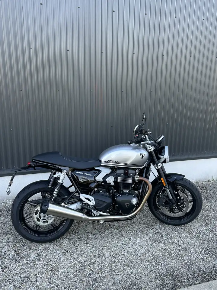 Triumph Speed Twin