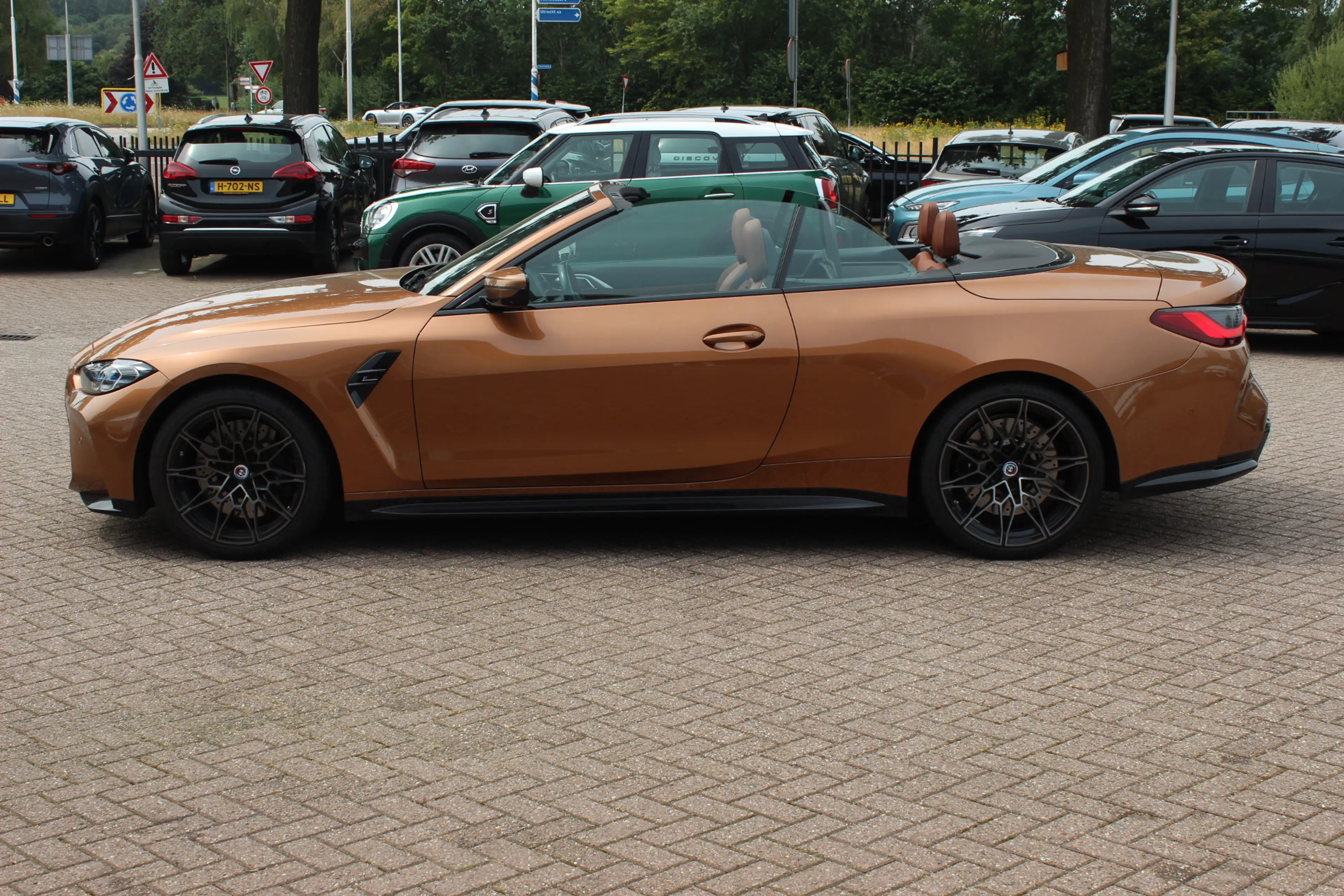 BMW M4 4-serie Cabrio xDrive Competition / Camera / Head- — photo 7