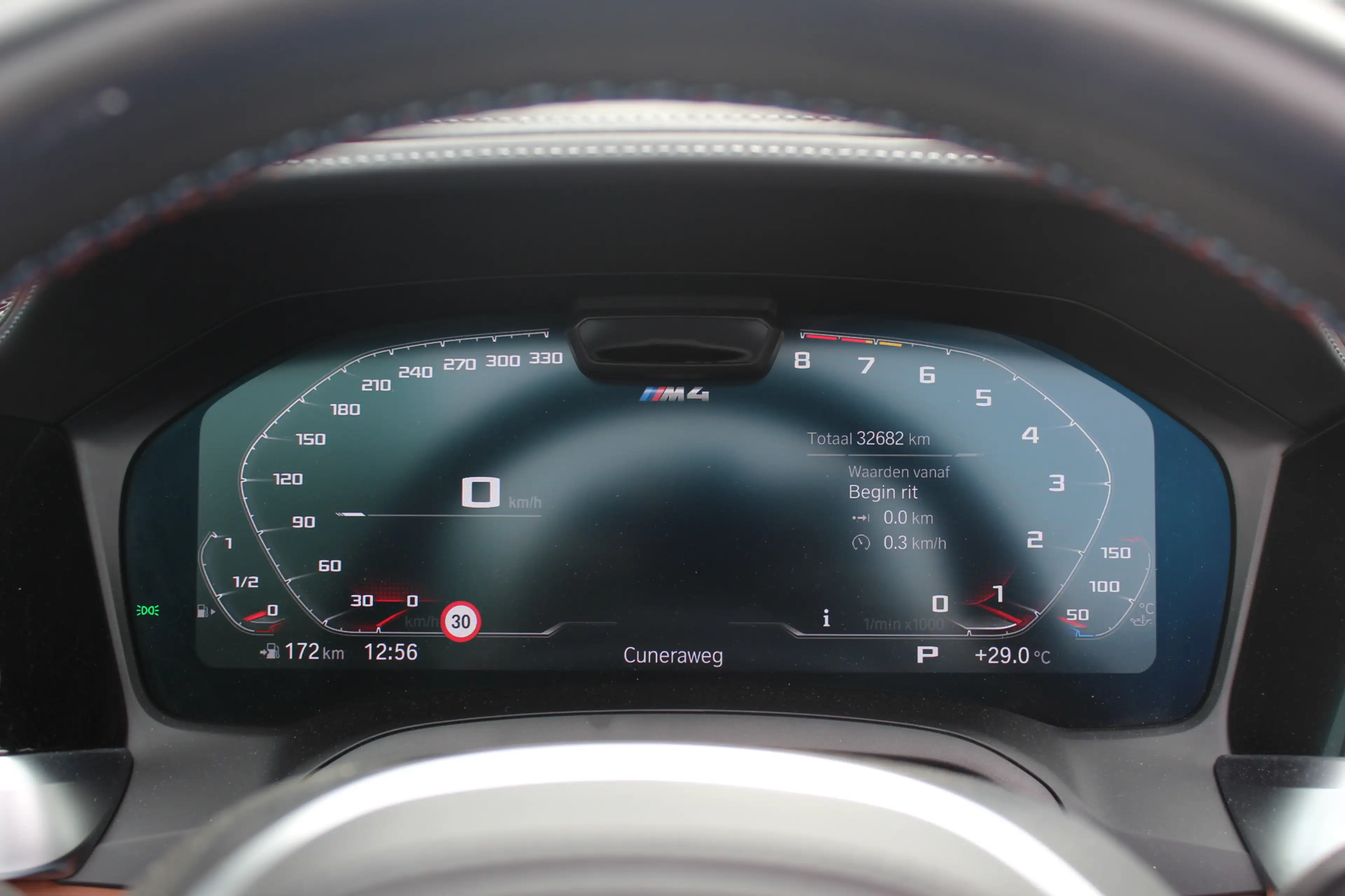 BMW M4 4-serie Cabrio xDrive Competition / Camera / Head- — photo 19