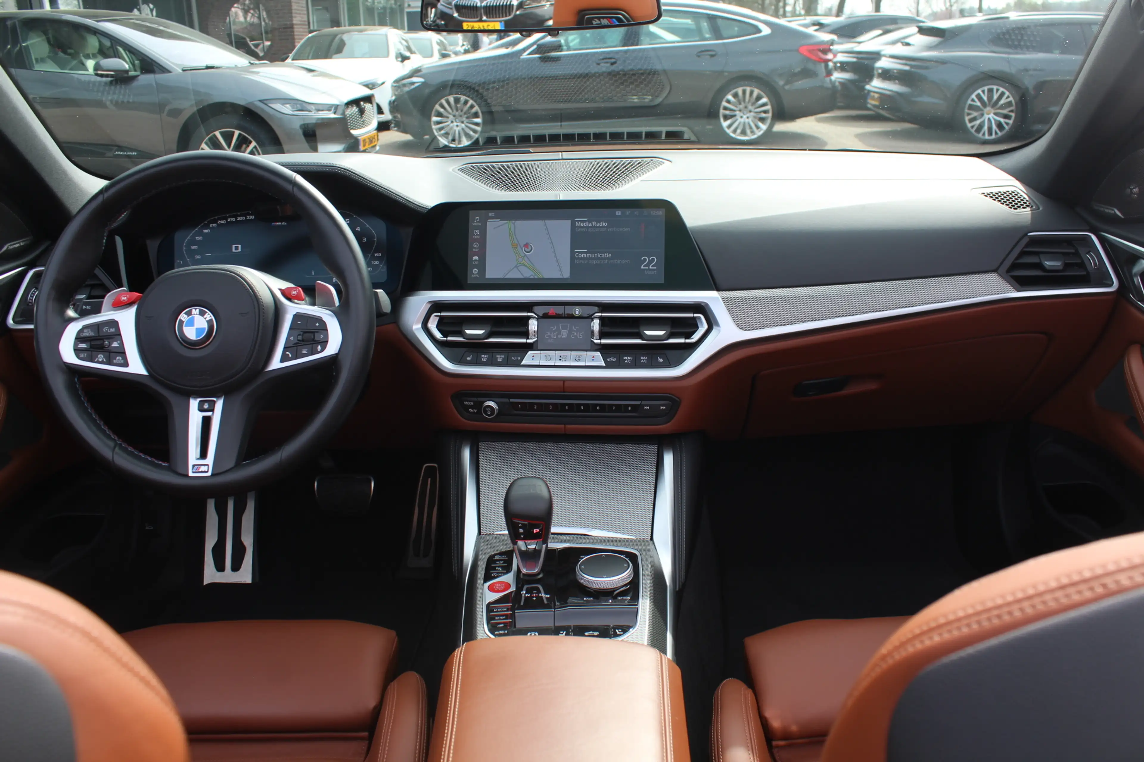 BMW M4 4-serie Cabrio xDrive Competition / Camera / Head- — photo 2