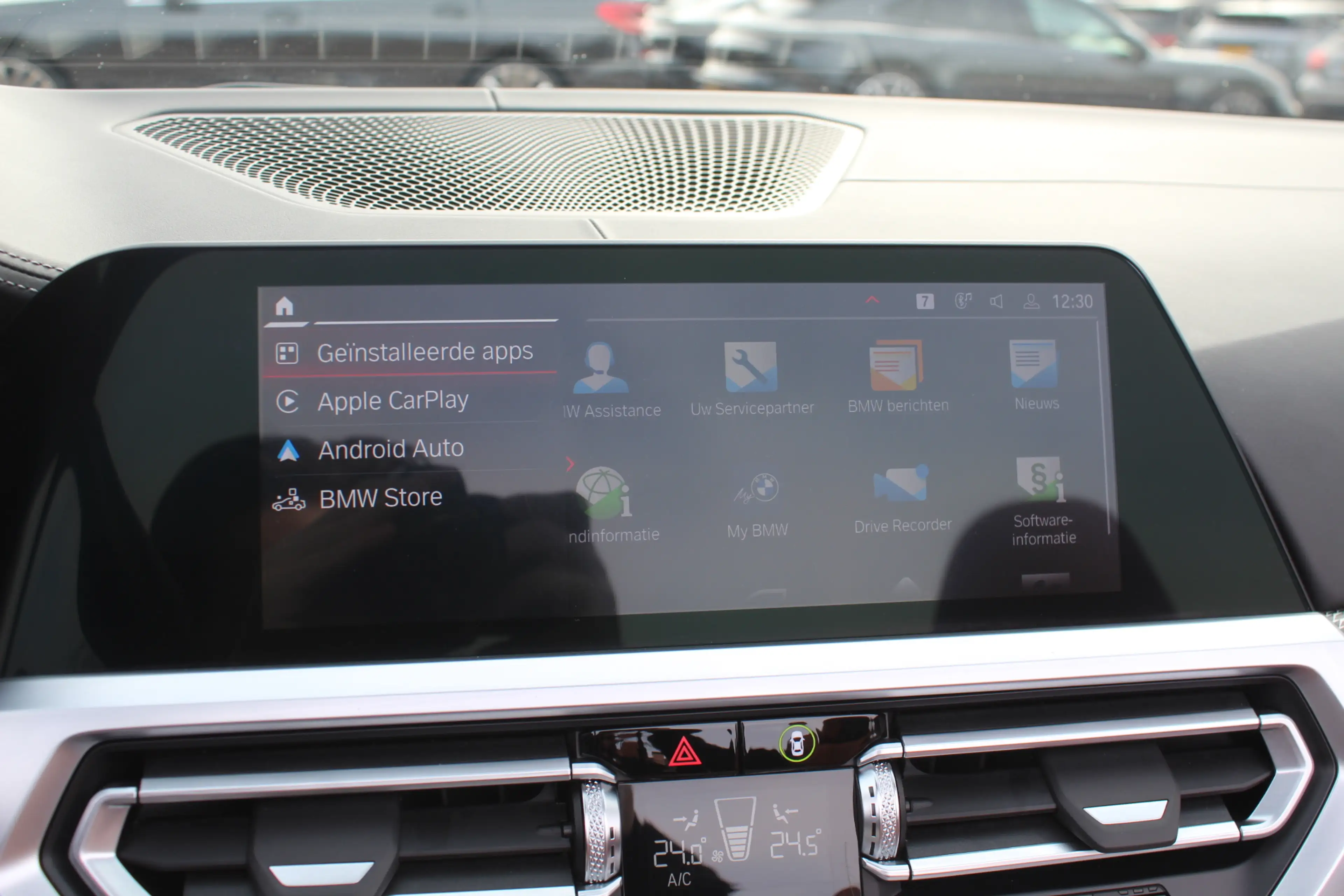 BMW M4 4-serie Cabrio xDrive Competition / Camera / Head- — photo 25