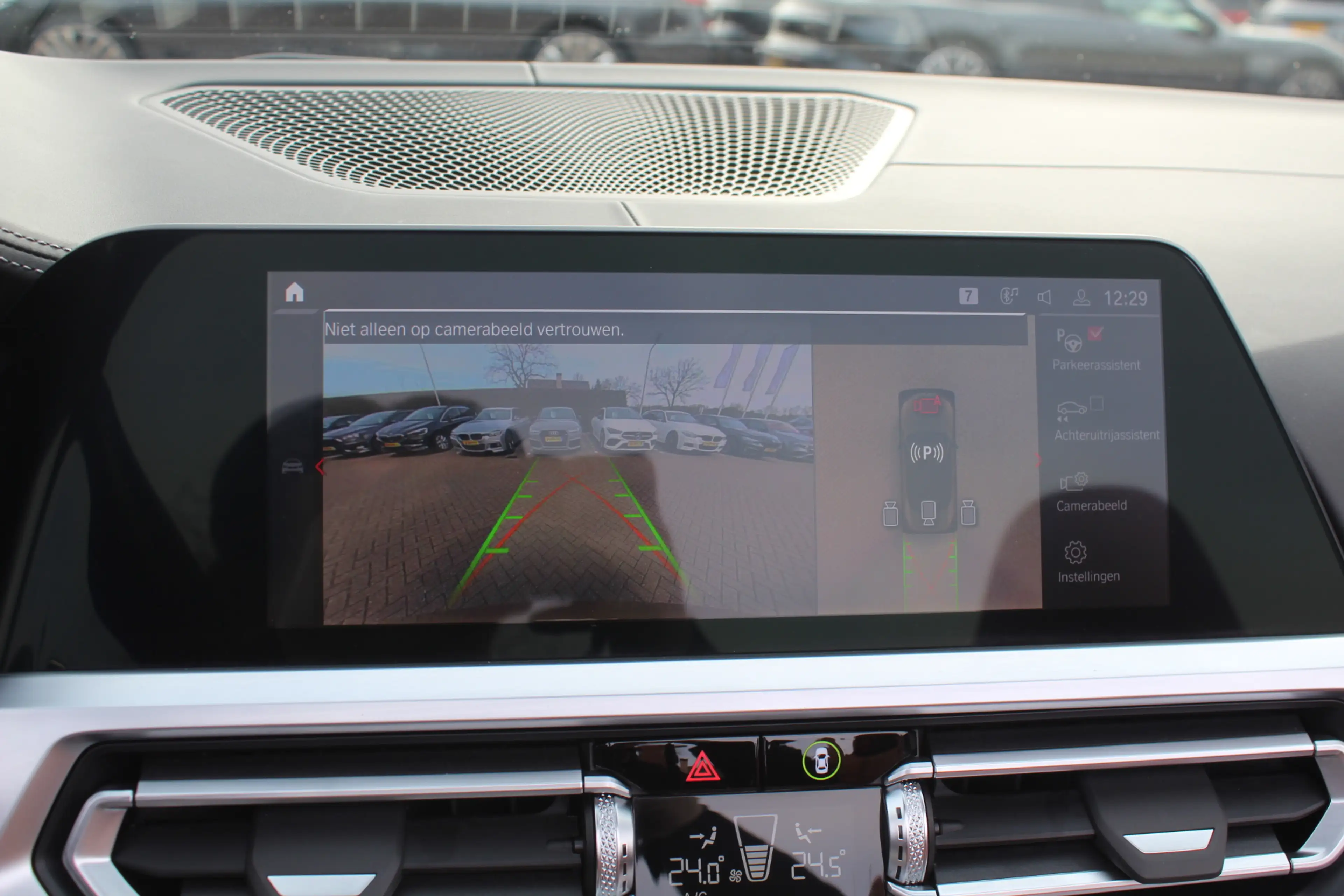 BMW M4 4-serie Cabrio xDrive Competition / Camera / Head- — photo 24