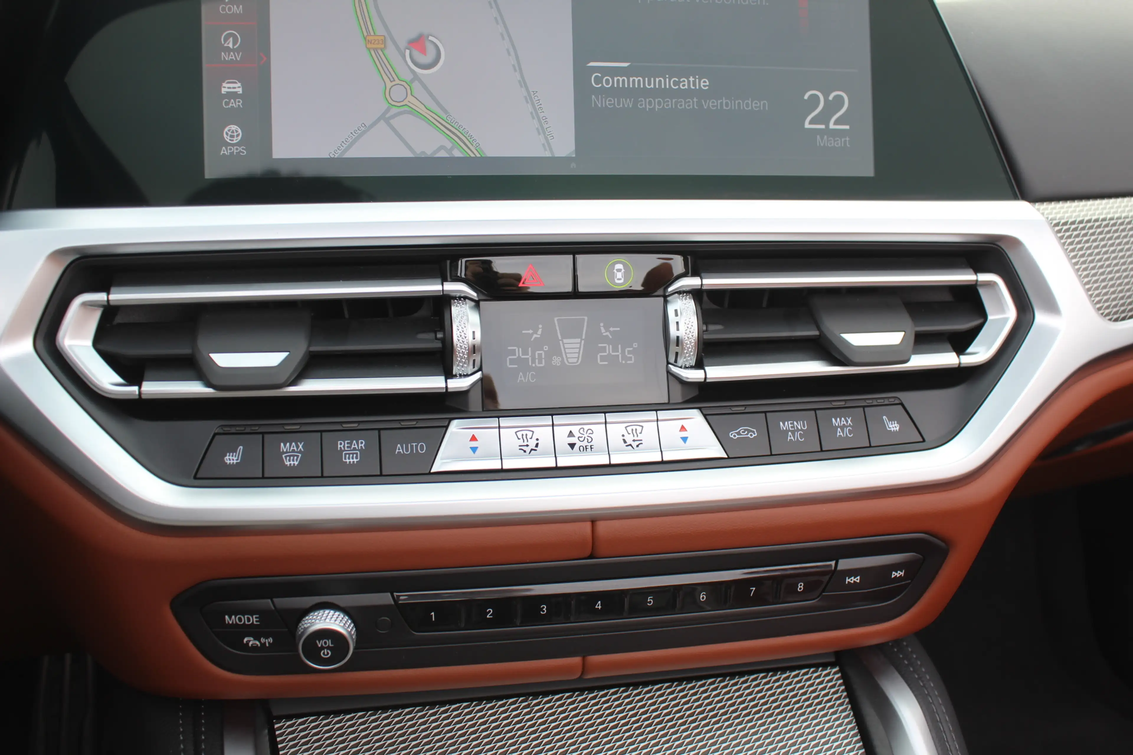 BMW M4 4-serie Cabrio xDrive Competition / Camera / Head- — photo 27