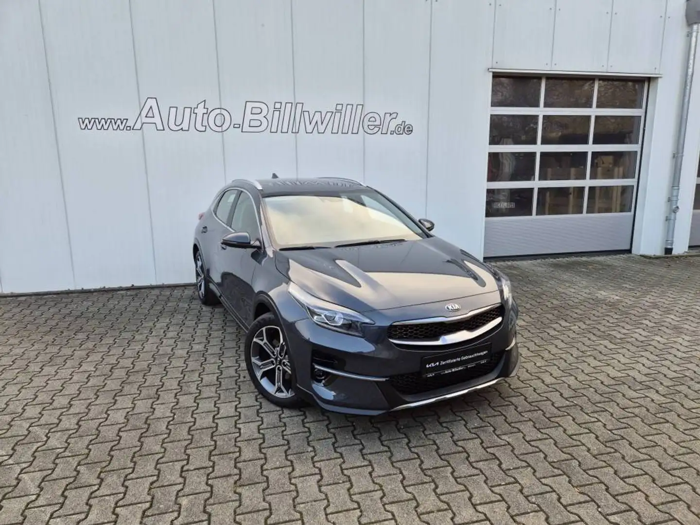 Kia XCeed 1.5 T-GDI (160 PS) ISG DCT7 Spirit Xclusive Navi Grau - 1