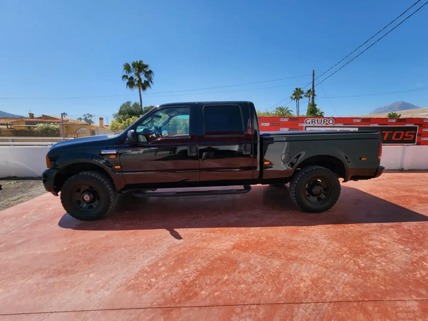 Ford F 150 Todoterreno Automático de 4 Puertas Black - 2