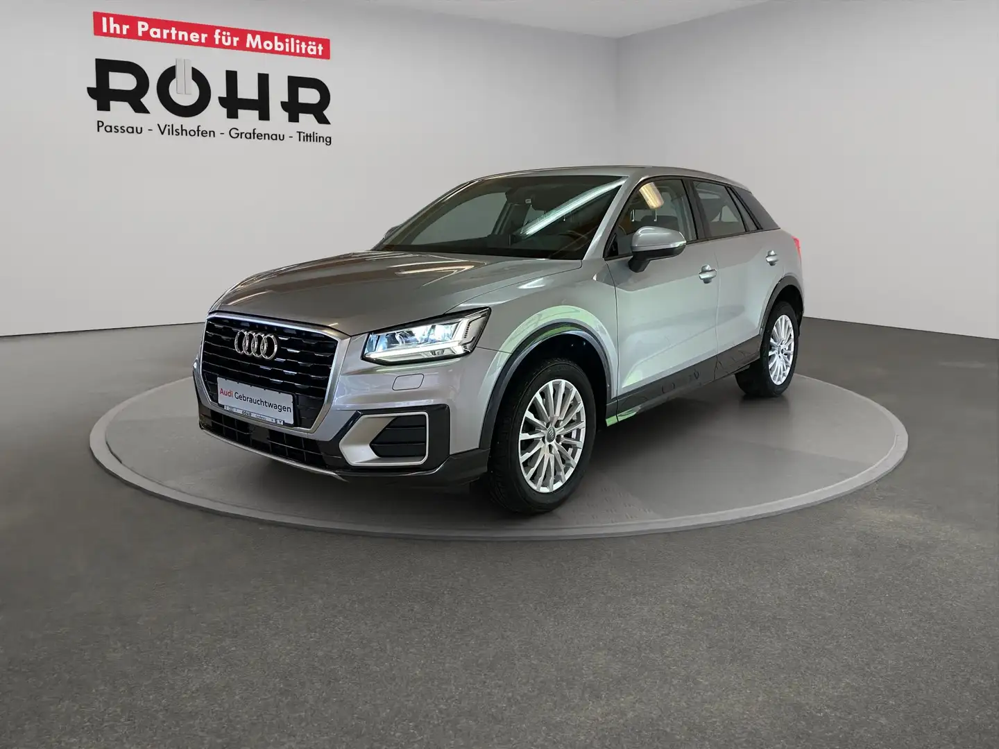 Audi Q2 Design 35 TFSI S tronic (DAB.SHZ.LED.Navi.AHK) Argent - 2