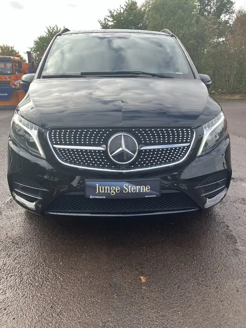 Mercedes-Benz V 300 V 300 d 4MATIC EXCLUSIVE EDITION Lang  AMG Line Schwarz - 2