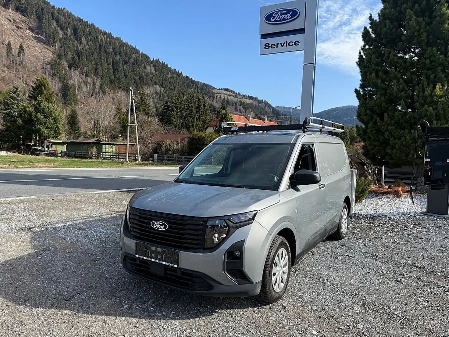 Ford Transit Courier Transit Courier 1,5 EcoBlue Trend Silber - 2