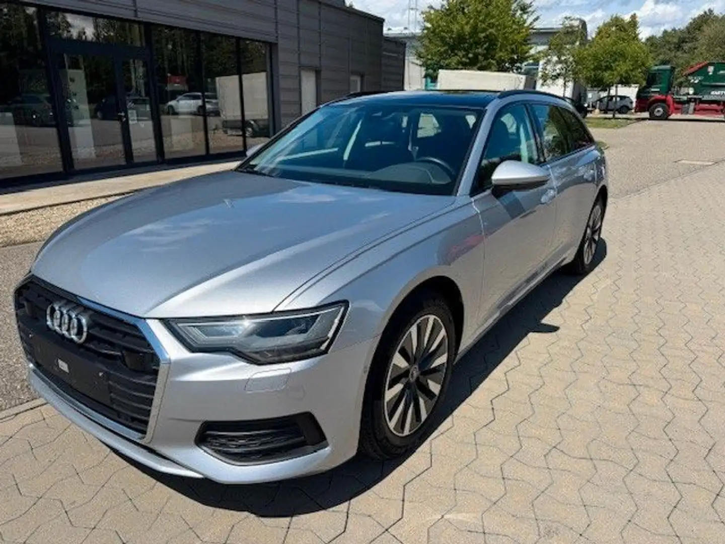 Audi A6 Avant 35 2.0 TDI / LED / Panorama /aus 1.Hand Argent - 2