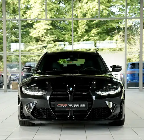 BMW M3 view 3