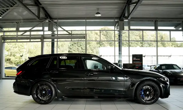 BMW M3 view 6