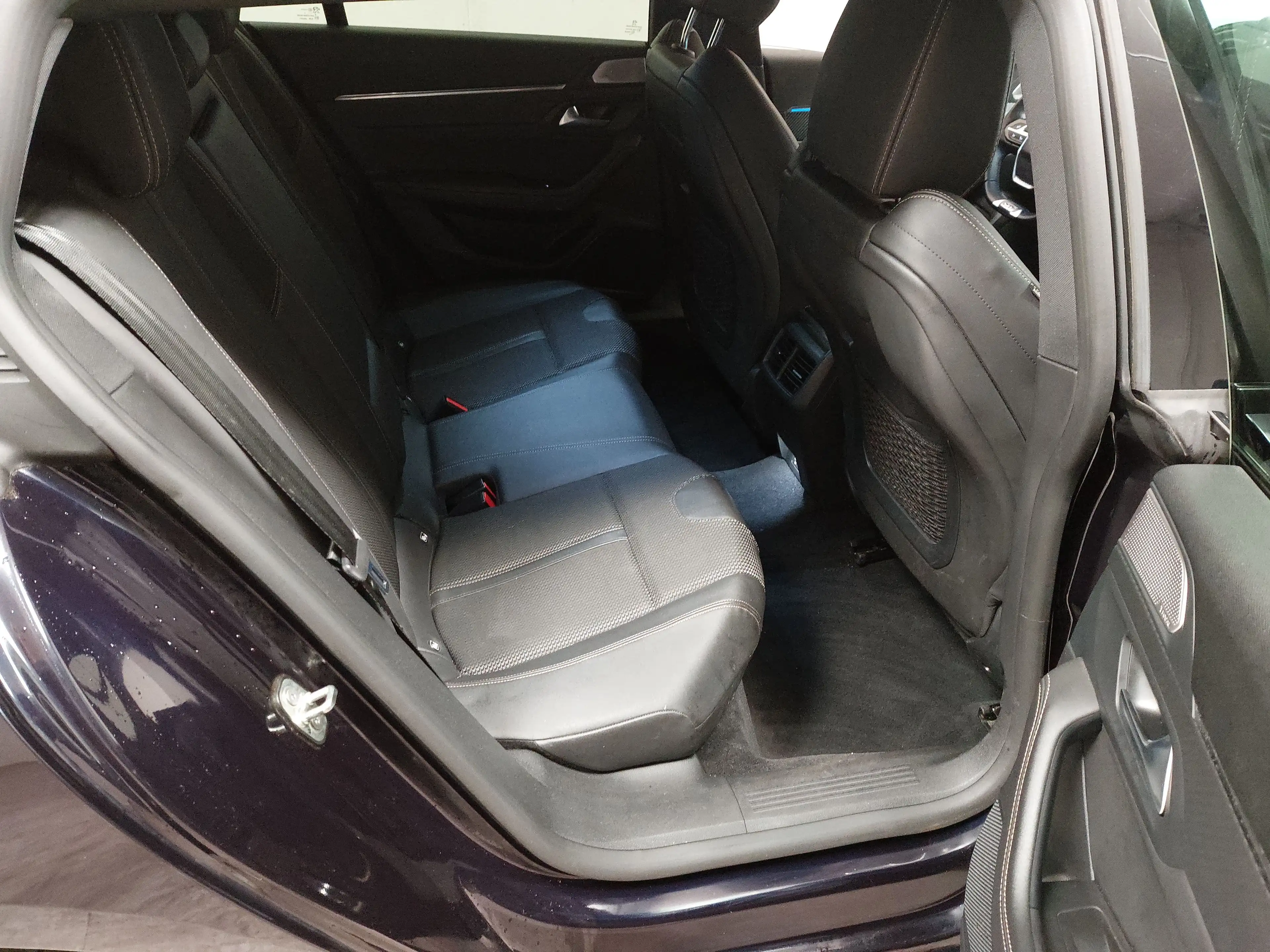 Peugeot 508 — photo 12
