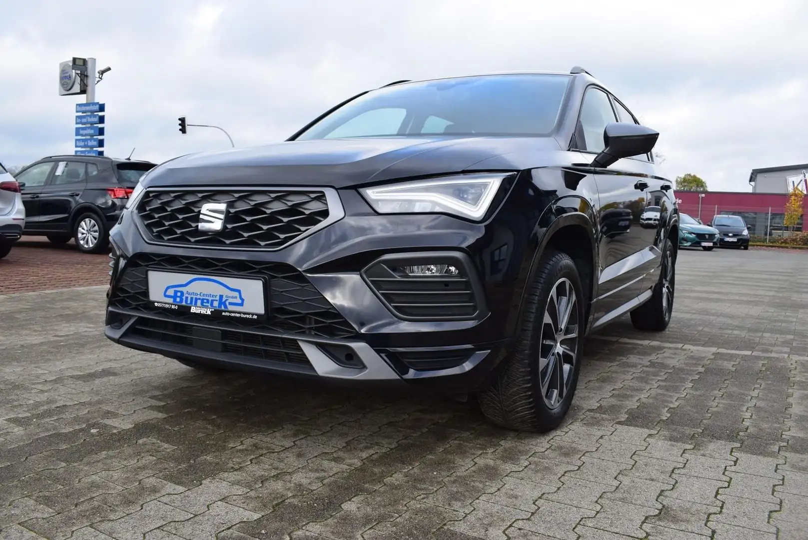 SEAT Ateca 1,5 TSI "FR" LED/Navi/SHZ/Kamera Schwarz - 2