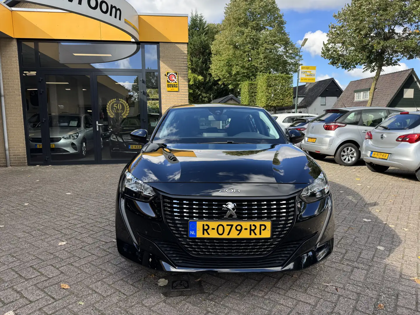 Peugeot 208 1.2 PureTech Active Navi Airco Carplay Noir - 2