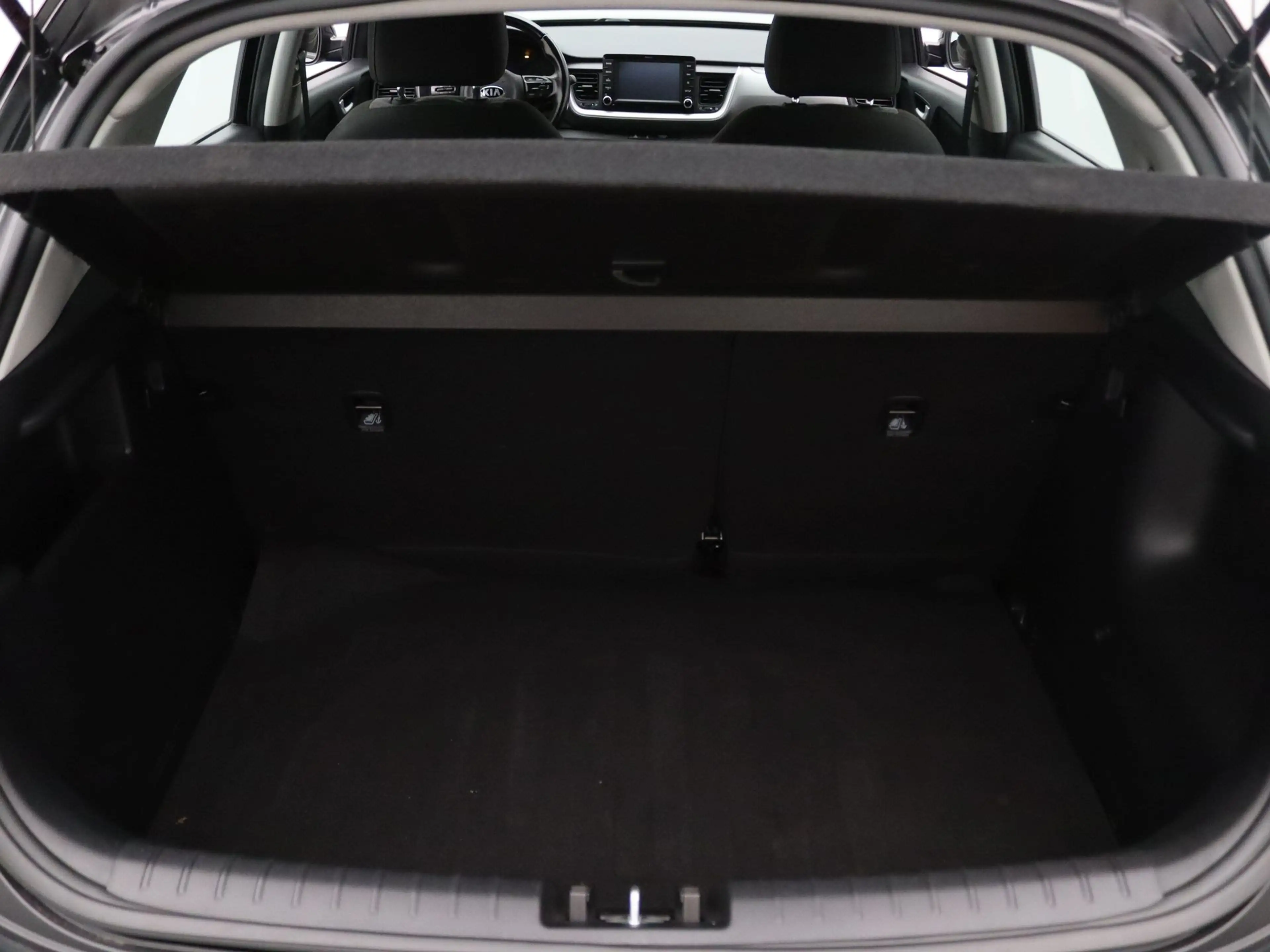 Kia Stonic 100pk T-GDi DynamicLine Apple Carplay/Android Auto — photo 27