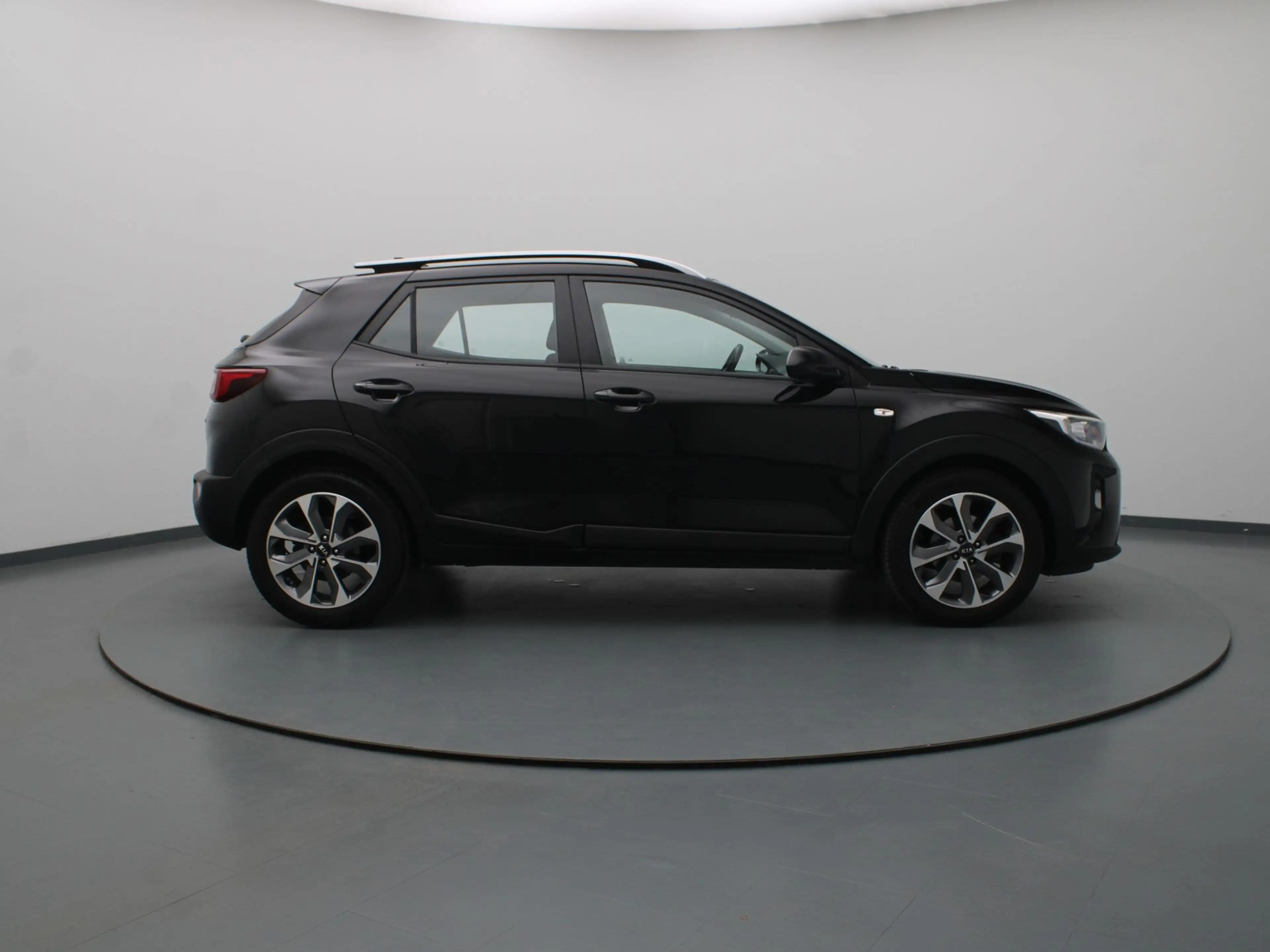 Kia Stonic 100pk T-GDi DynamicLine Apple Carplay/Android Auto — photo 24