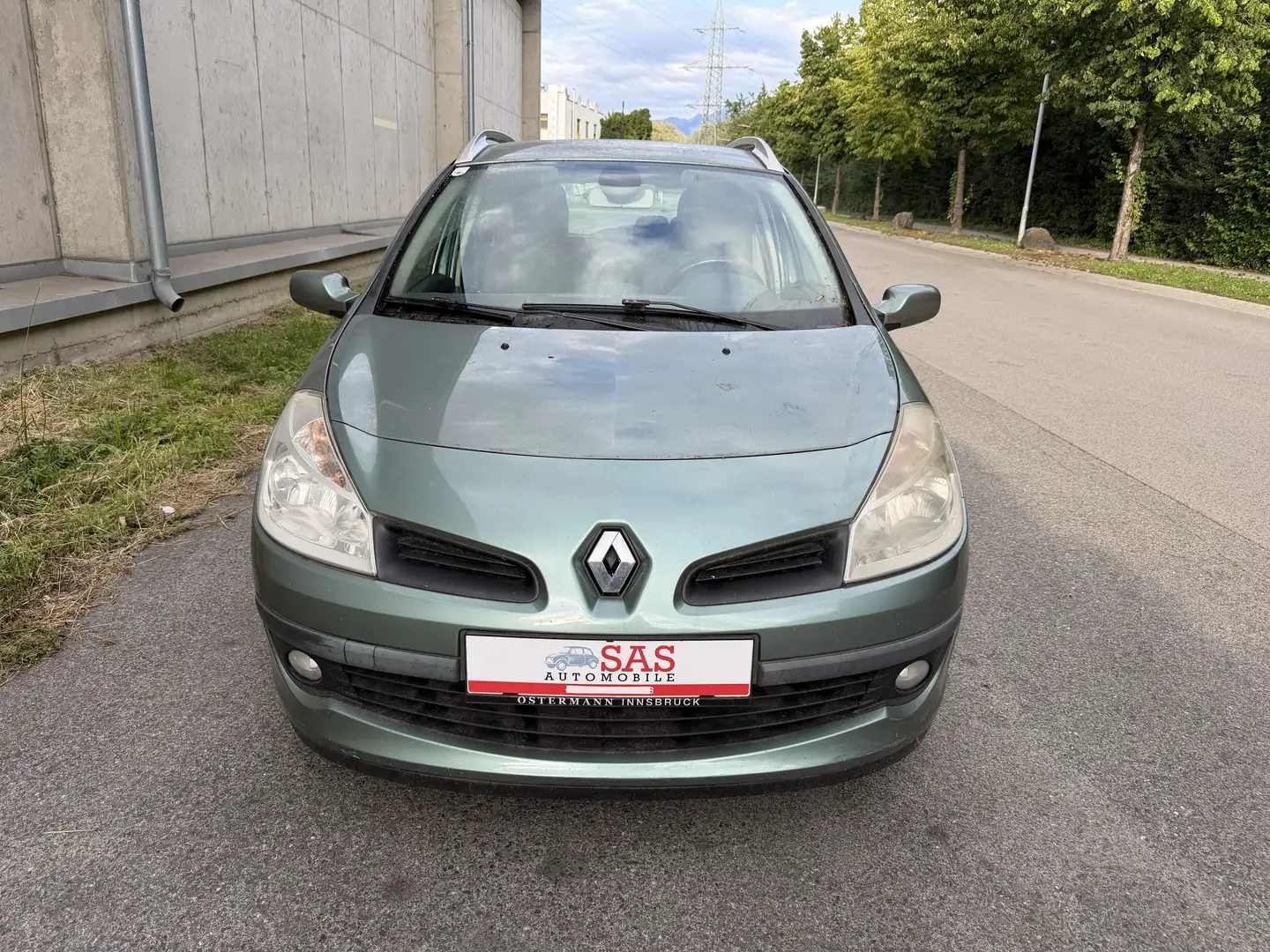 Renault Clio Grandtour Dynamique TCE 100 Grün - 2