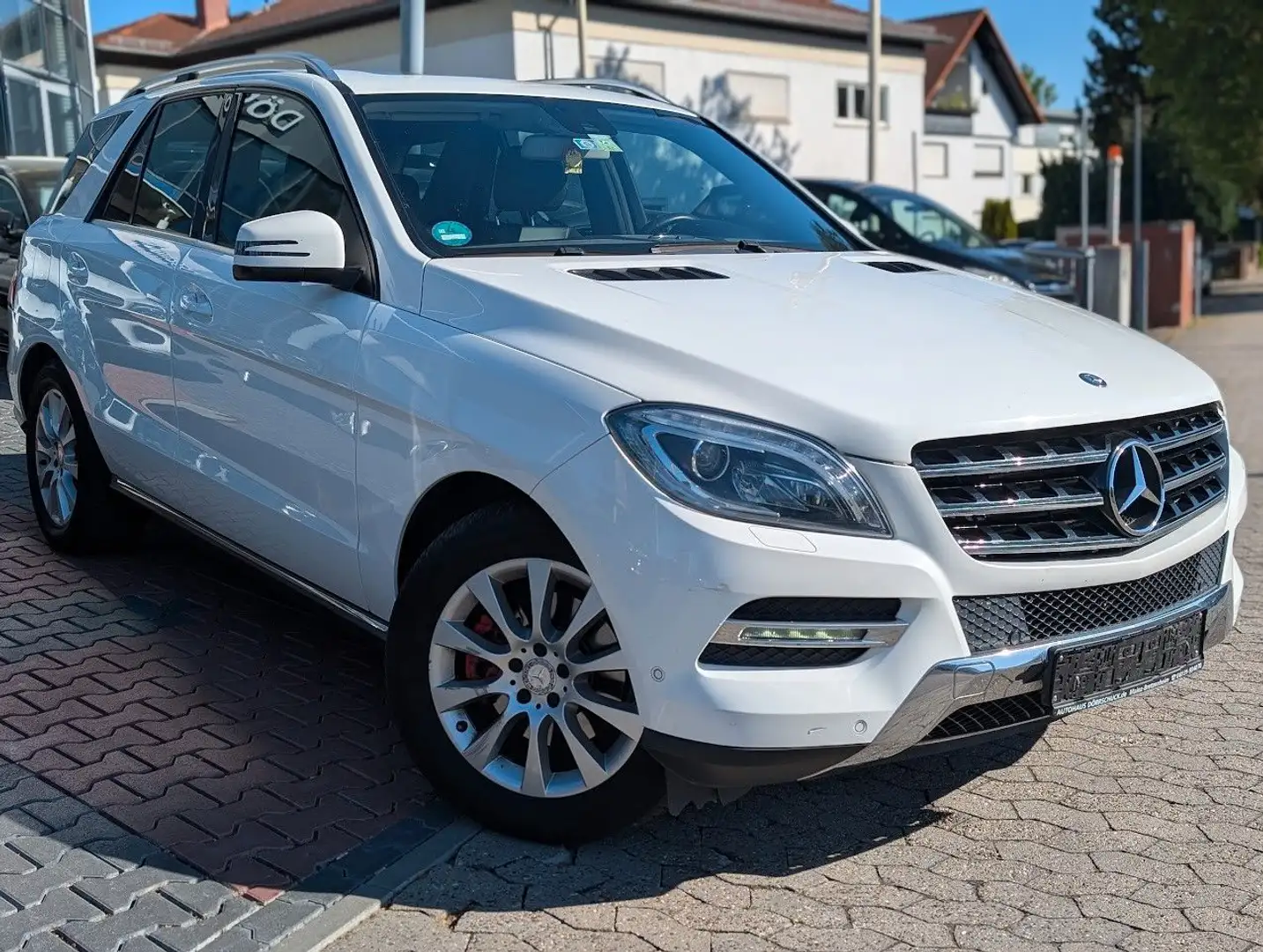 Mercedes-Benz ML 350 CDI BlueTec RFK. Sitzh. Navi. Weiß - 2