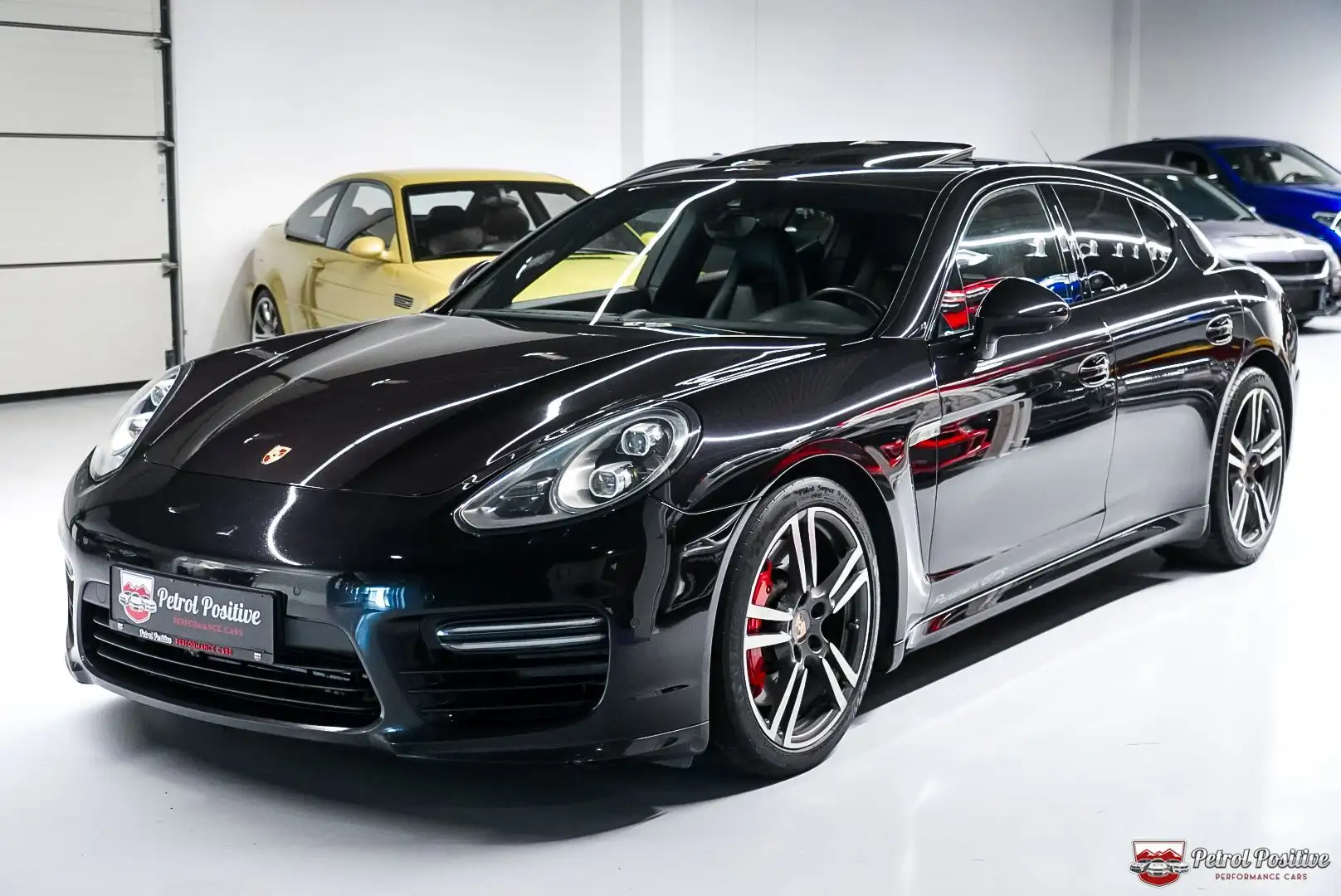 Porsche Panamera GTS DSG Black Edition *PANO*SPORTAGA*CARBON*SITZL Schwarz - 1