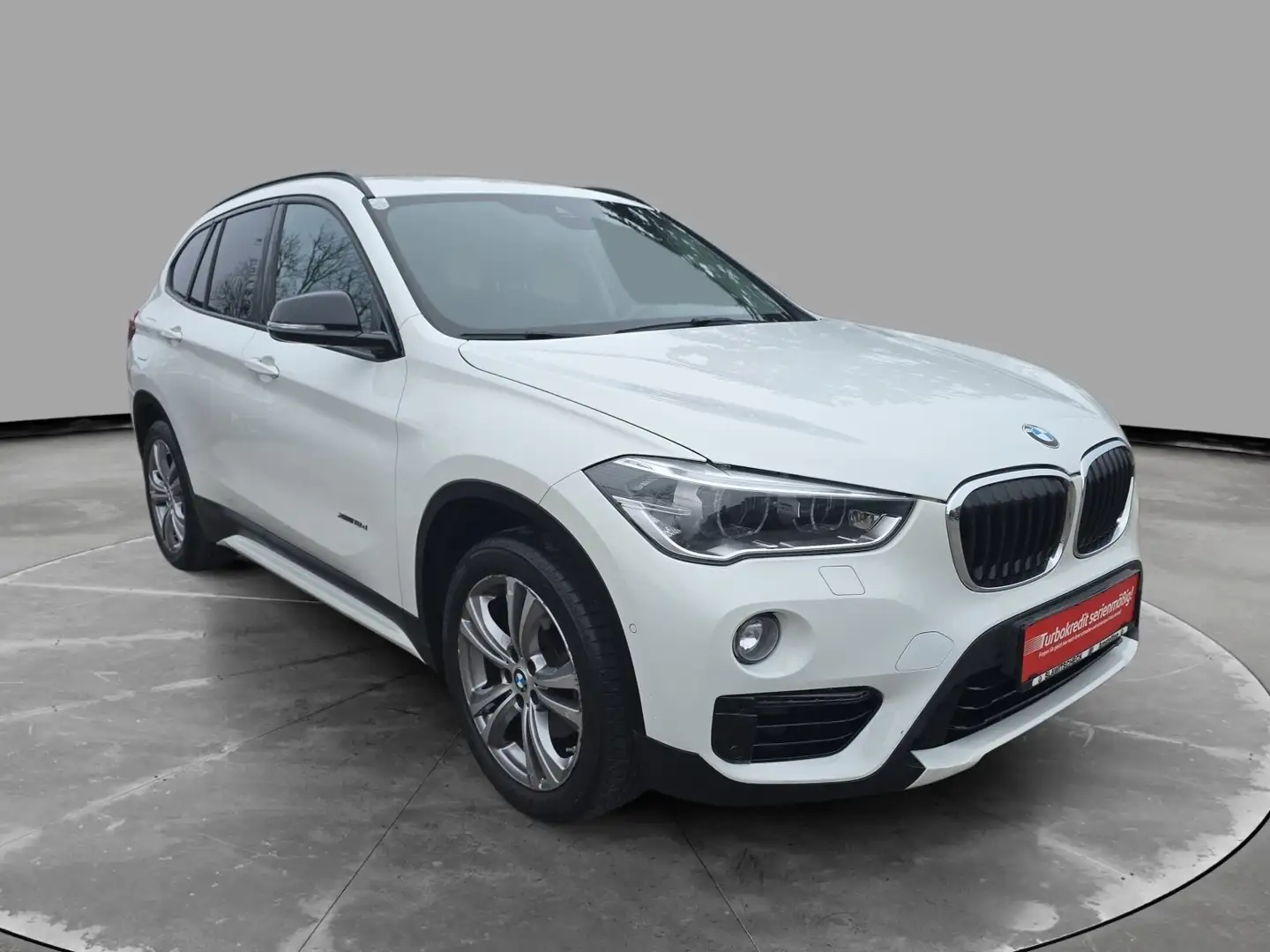 BMW X1 1.8 Diesel ERSTBESITZ MIT 57.000 KM Weiß - 2
