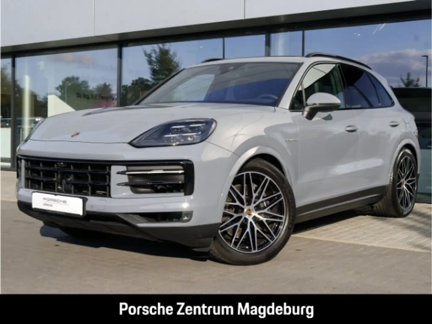 Porsche Cayenne E-Hybrid*PANO*PASM*BOSE*HD-MATRIX*INNO* Grau - 1