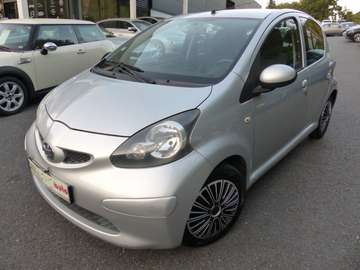 1.0 VVT-I 68CH CONFORT 5P