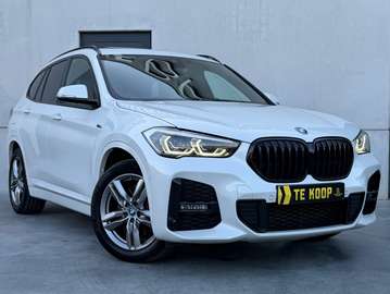 PHEV* M Sport * Pano * HUD * ACC * Trekhaak * Camera * Comfort Access * Elektrische zetels * Driving Assistant Plus