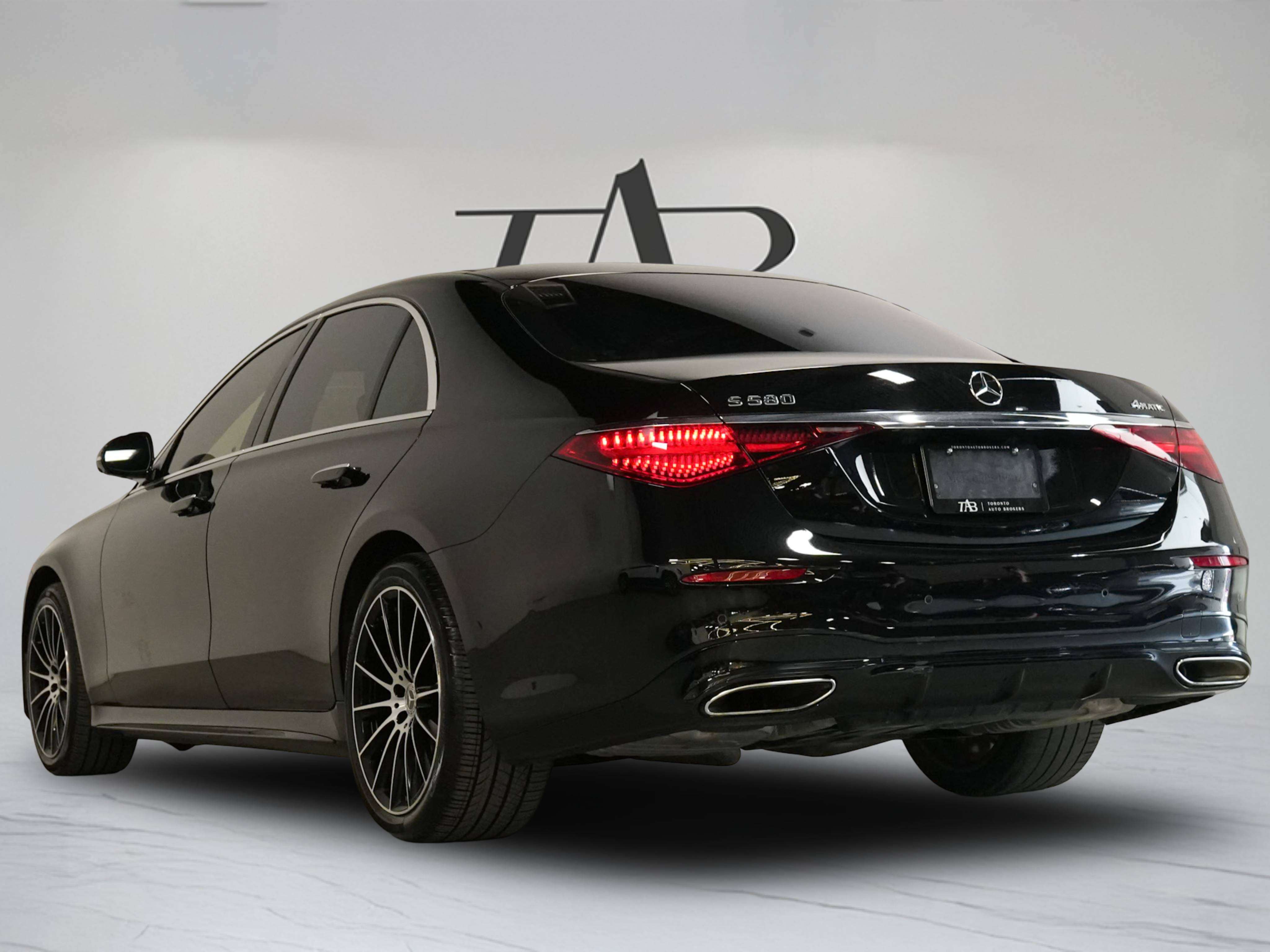 used 2021 Mercedes-Benz S-Class car, priced at $85,900