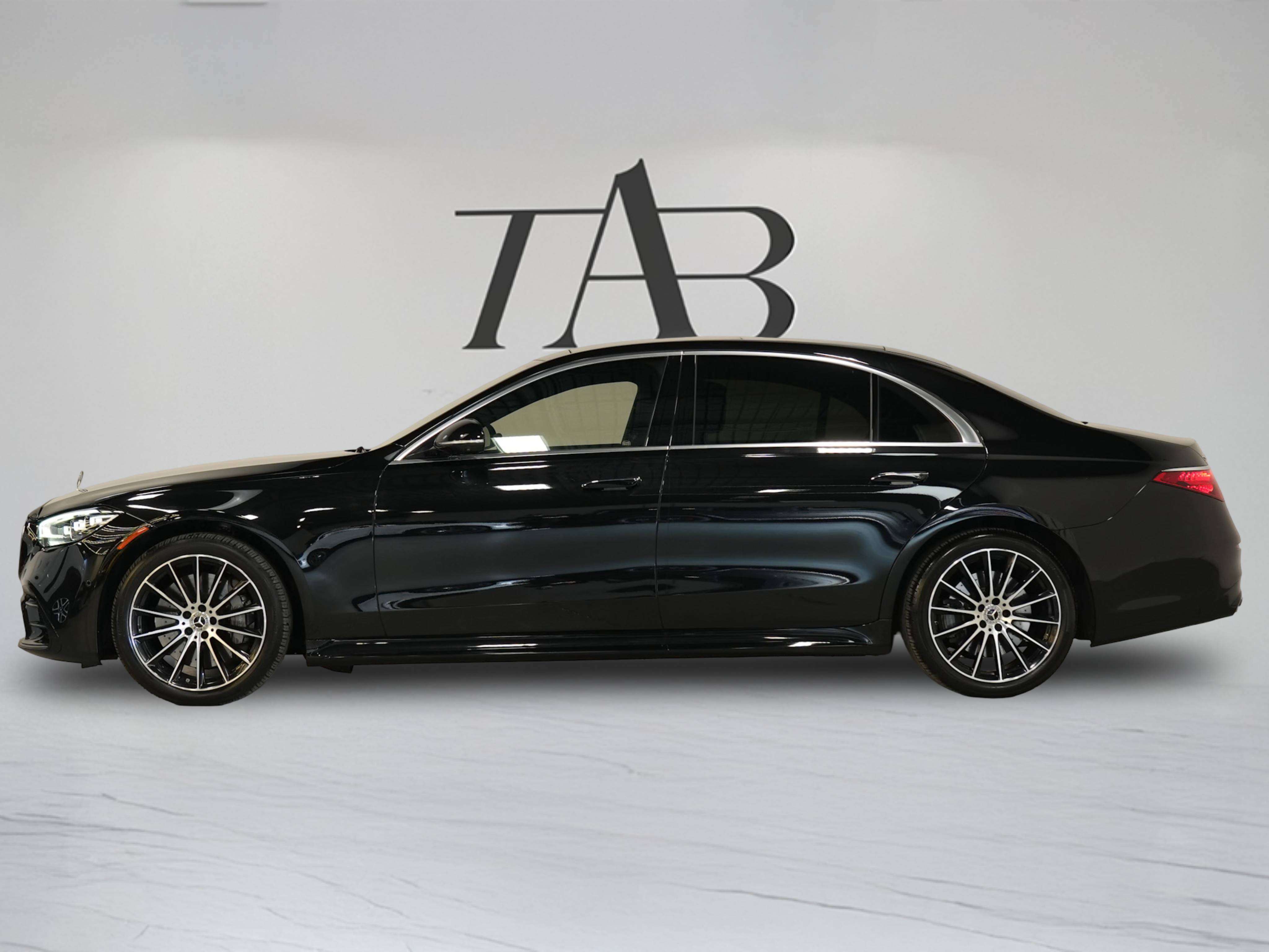 used 2021 Mercedes-Benz S-Class car, priced at $85,900