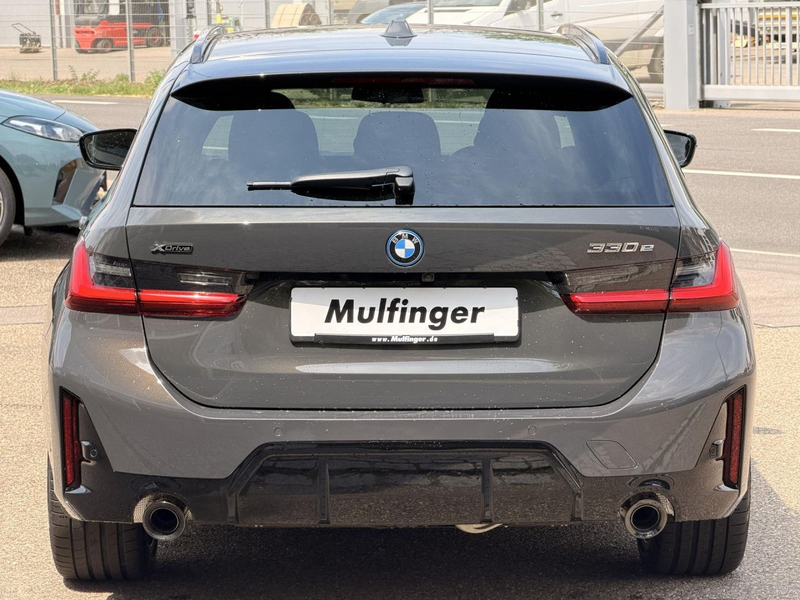 BMW 330 e Touring xDrive M-Sport Paket PRO AHK HUD Navi — photo 7