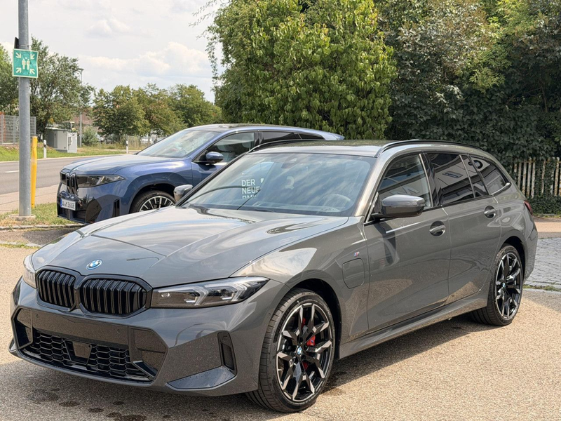 BMW 330 e Touring xDrive M-Sport Paket PRO AHK HUD Navi — photo 4