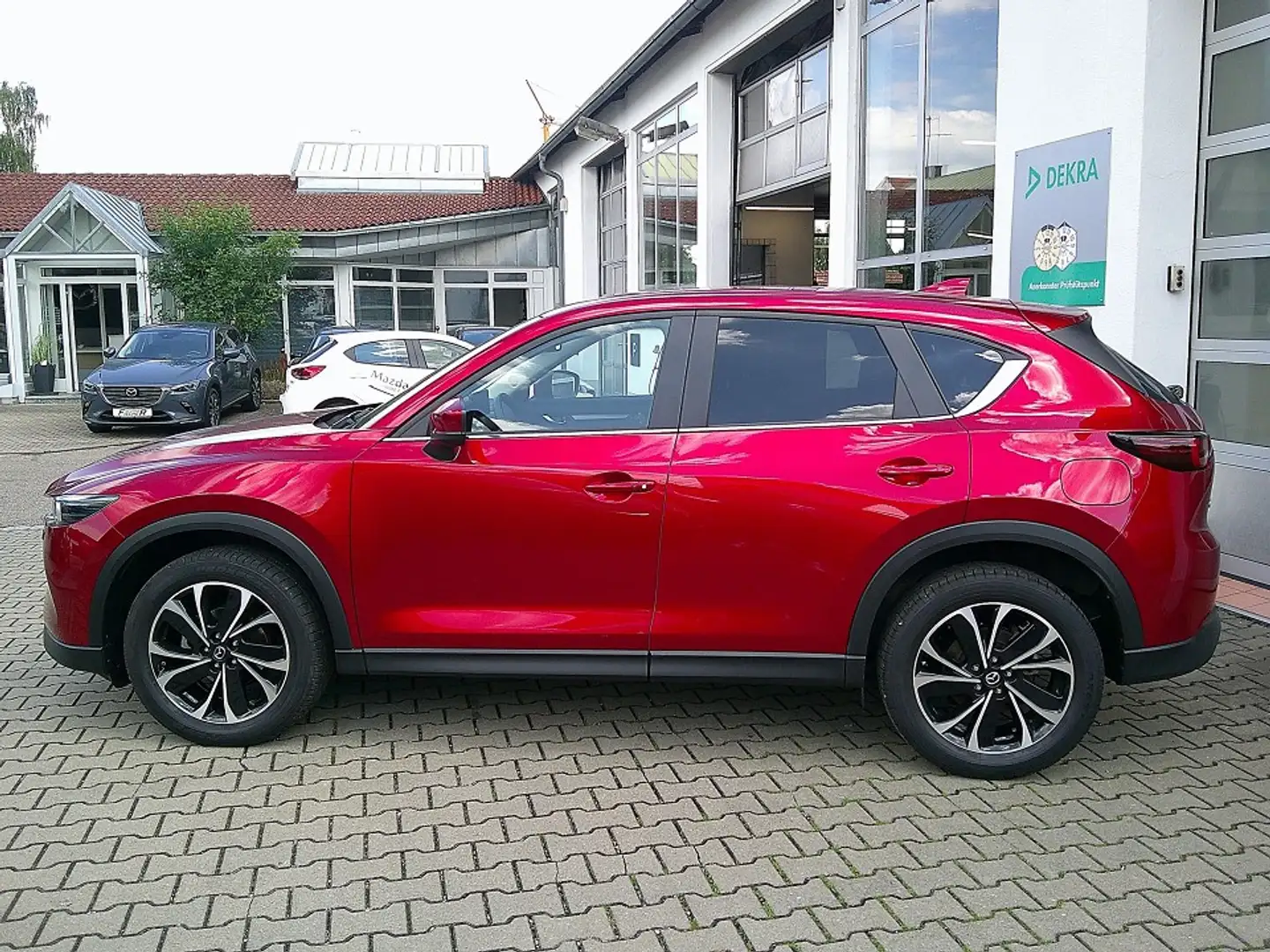 Mazda CX-5 SKYACTIV 194 FWD Advantage NAVI/360°/AHK/HUD Rot - 2