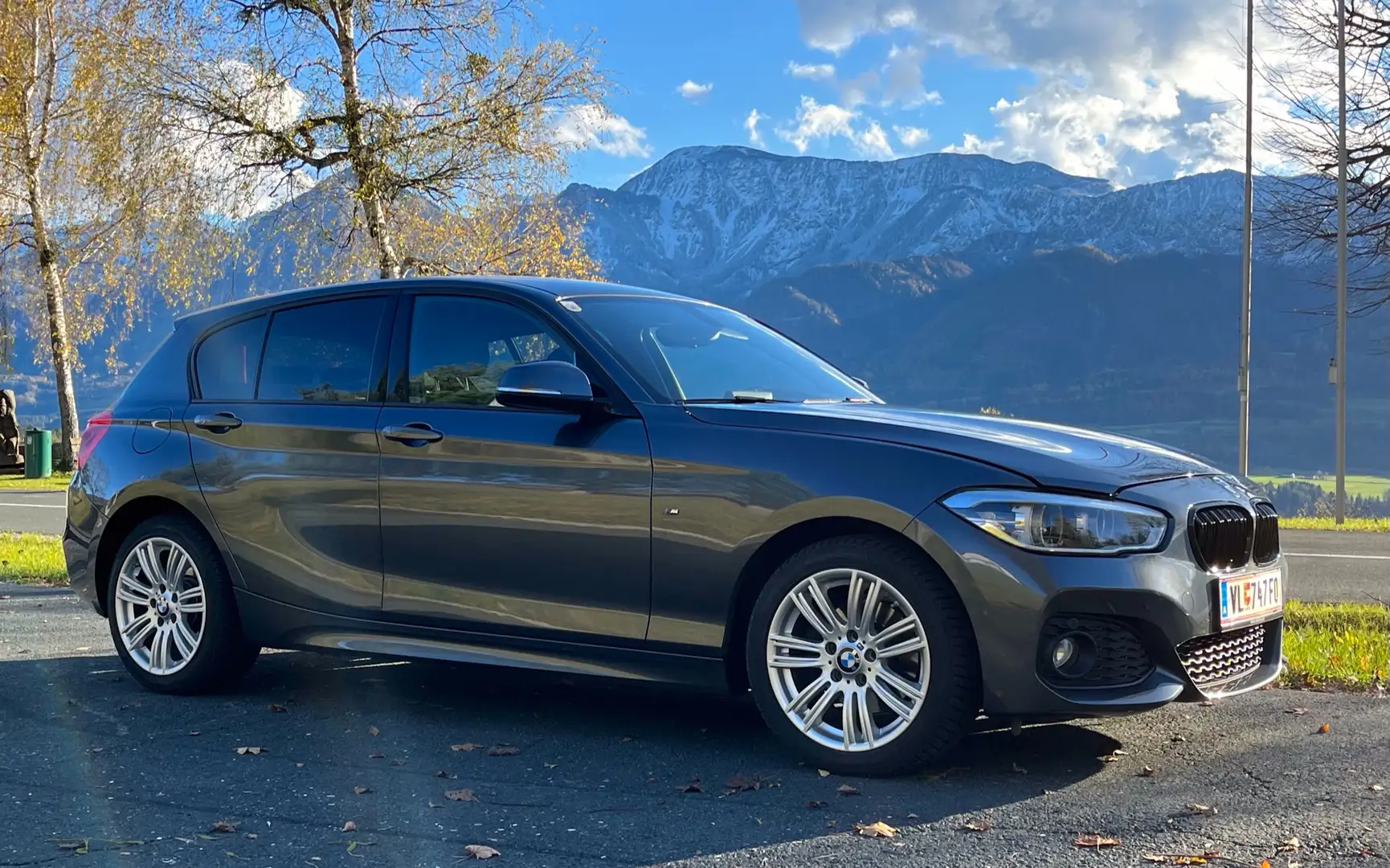 BMW 118 118d M Sport M Sport Grau - 1