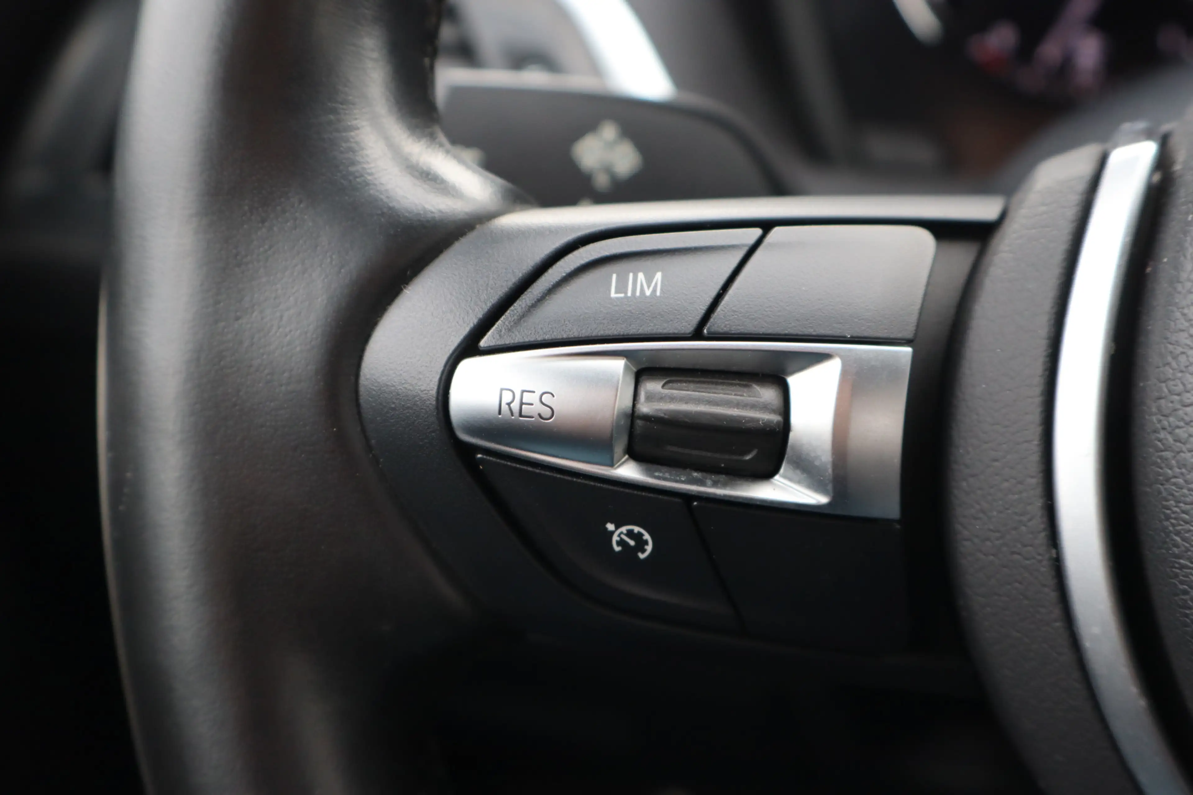 BMW 118 1-serie 118i M Sport Executive Automaat/Nederlands — photo 14