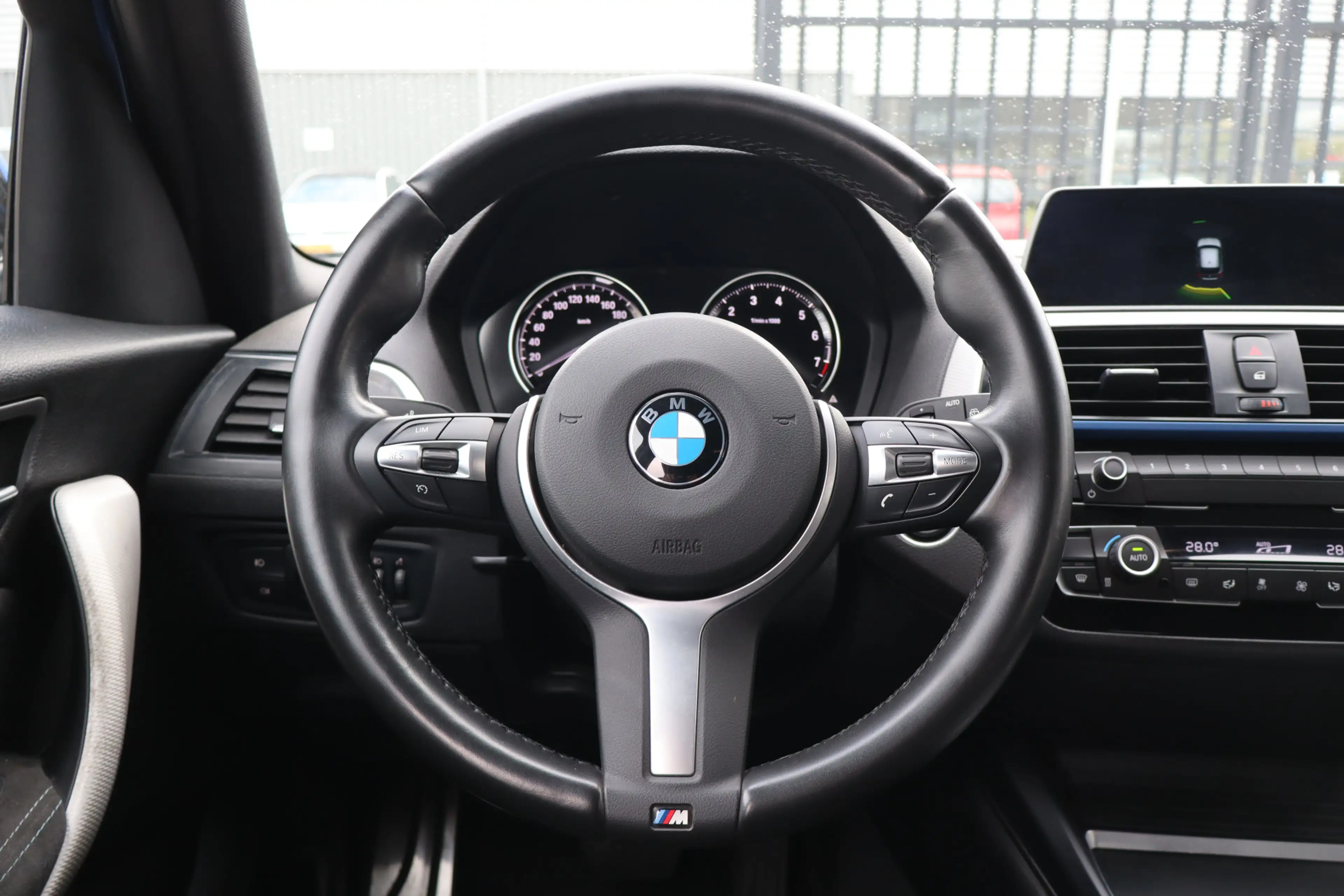 BMW 118 1-serie 118i M Sport Executive Automaat/Nederlands — photo 13