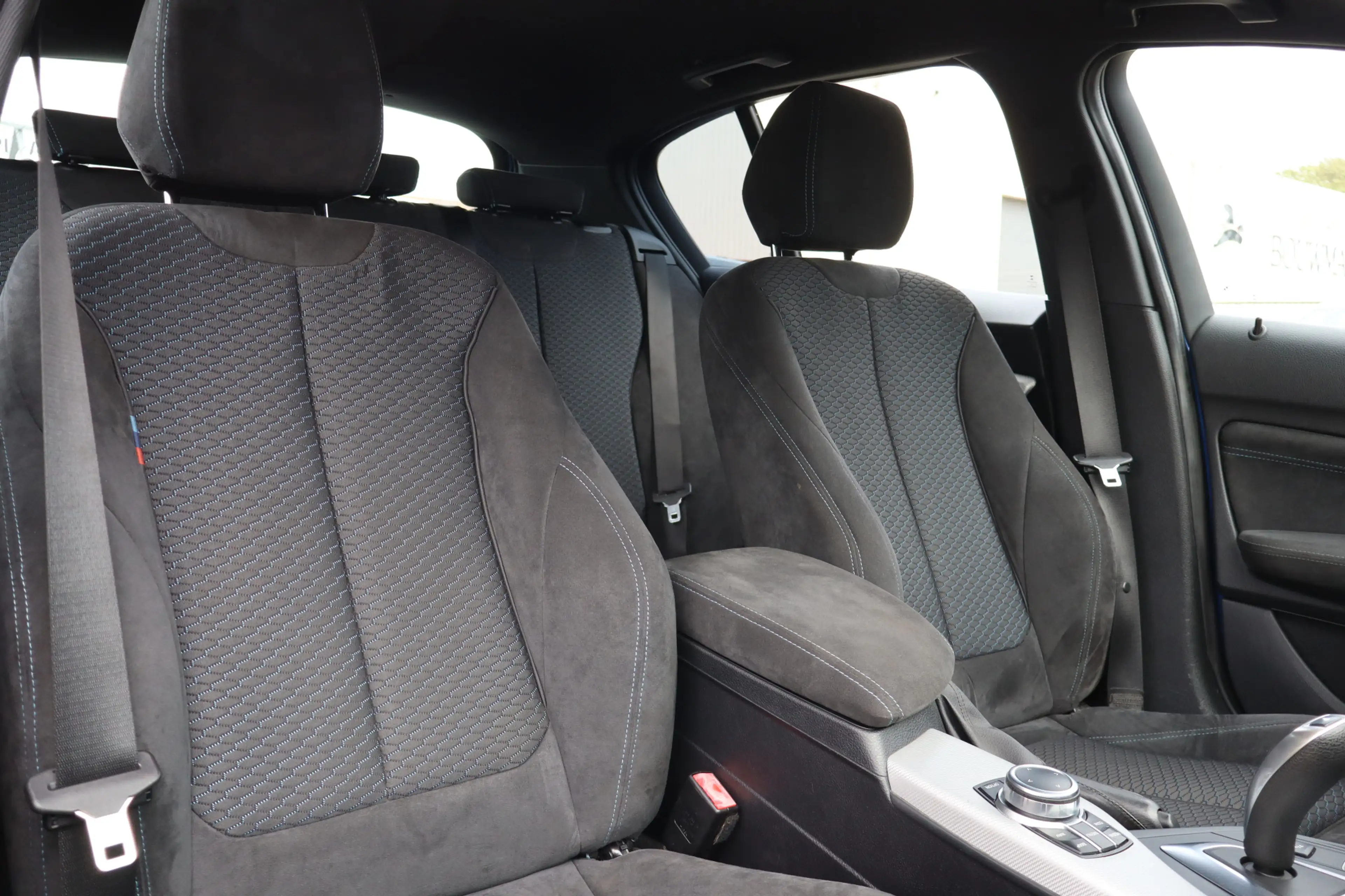 BMW 118 1-serie 118i M Sport Executive Automaat/Nederlands — photo 18