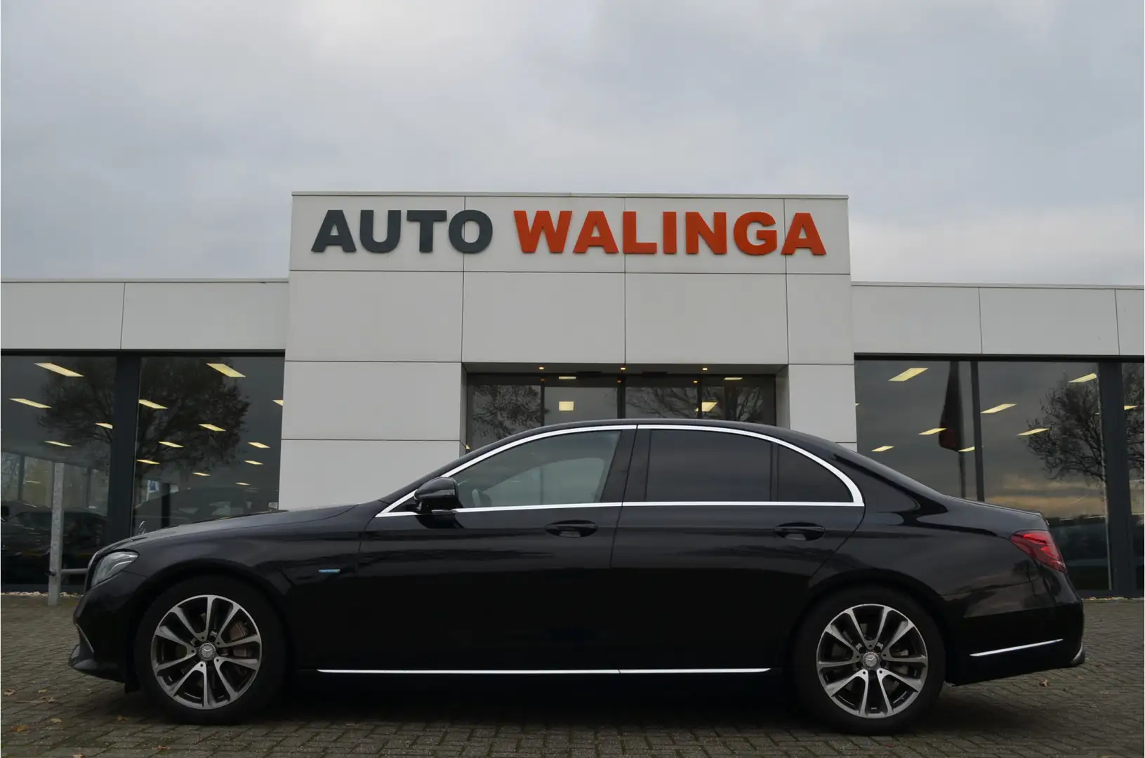 Mercedes-Benz E 350 e Widescreen cockpit | Camera rondom | Adapt.Cruis Zwart - 2