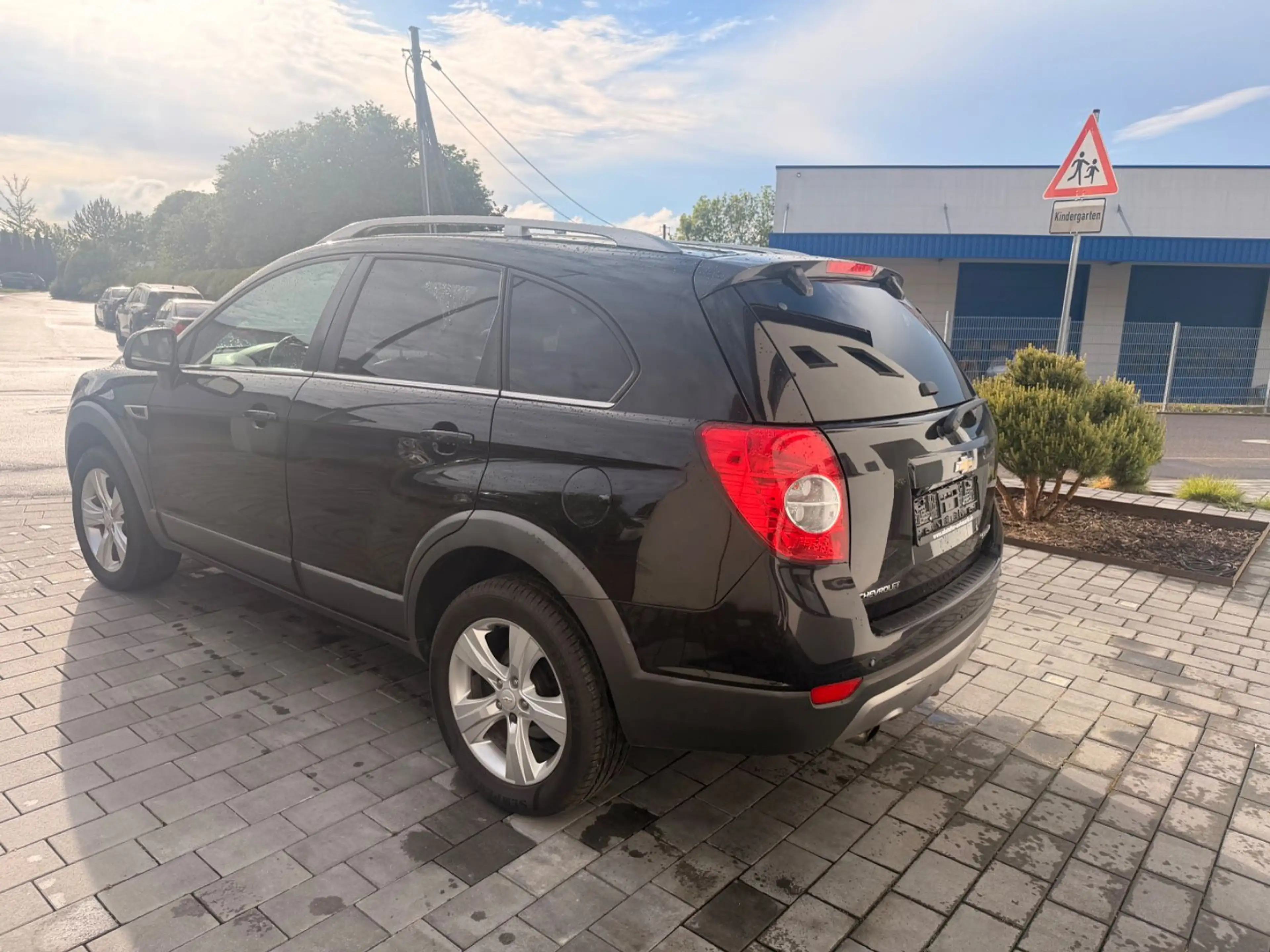 Chevrolet Captiva 2.2 D LT+ Diesel/7Sitzer/AHK — photo 2