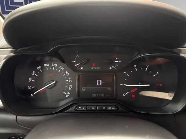Citroen C3 view 11