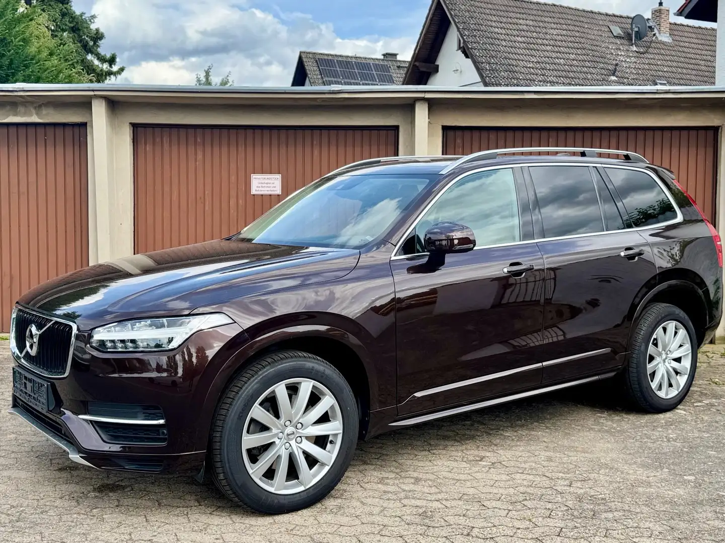 Volvo XC90 Momentum AWD *7SITZER*PANORAMA* Brown - 1