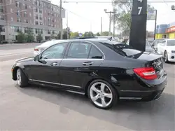 Mercedes-Benz C-Class снимка Mercedes-Benz C-Class