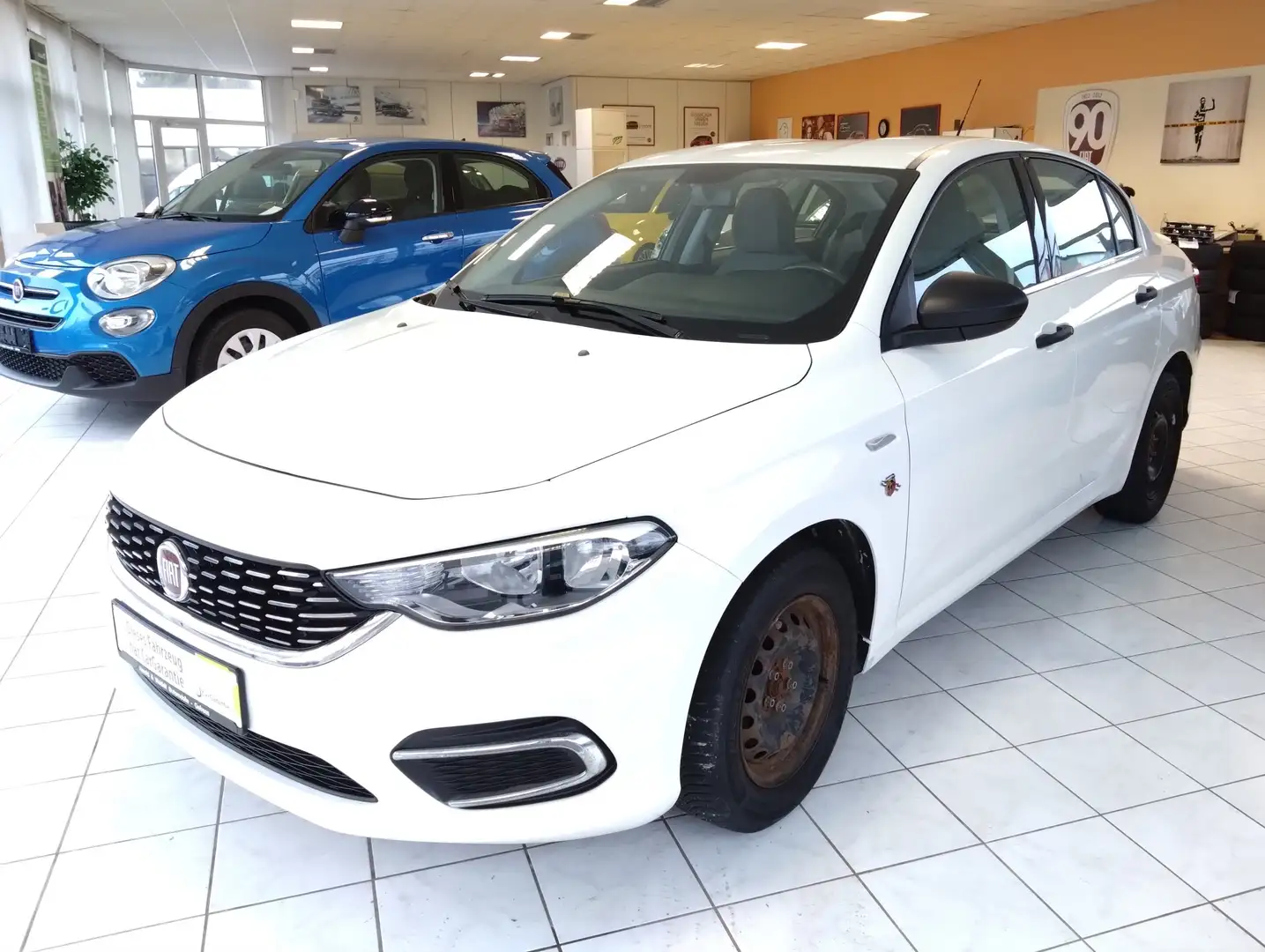 Fiat Tipo Sedan 1,4 Pop Klima Weiß - 1
