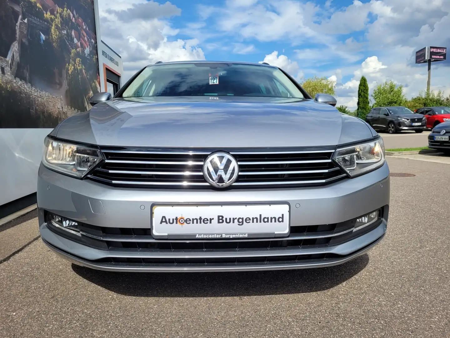 Volkswagen Passat Variant 2.0 TDI Comfortline ANHÄNGERK. NAVI ACC Silber - 2