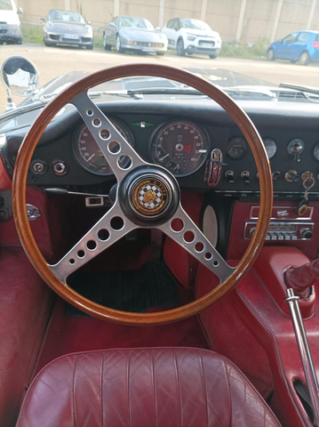 Jaguar E-Type série 1 4.2 européenne