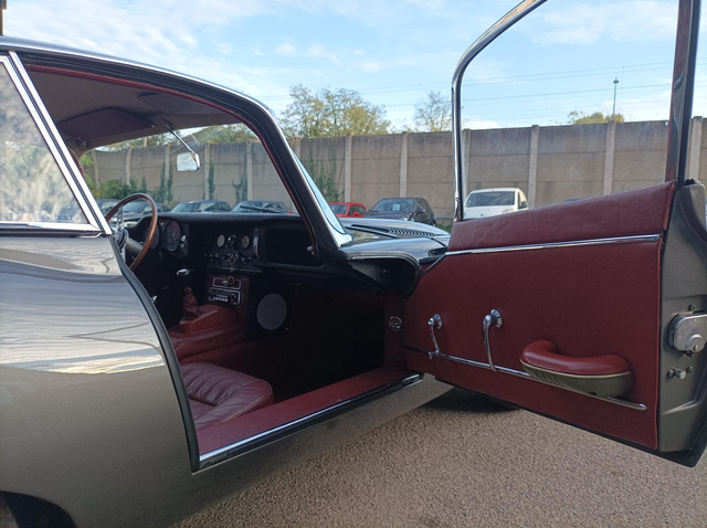 Jaguar E-Type série 1 4.2 européenne