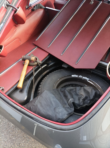 Jaguar E-Type série 1 4.2 européenne