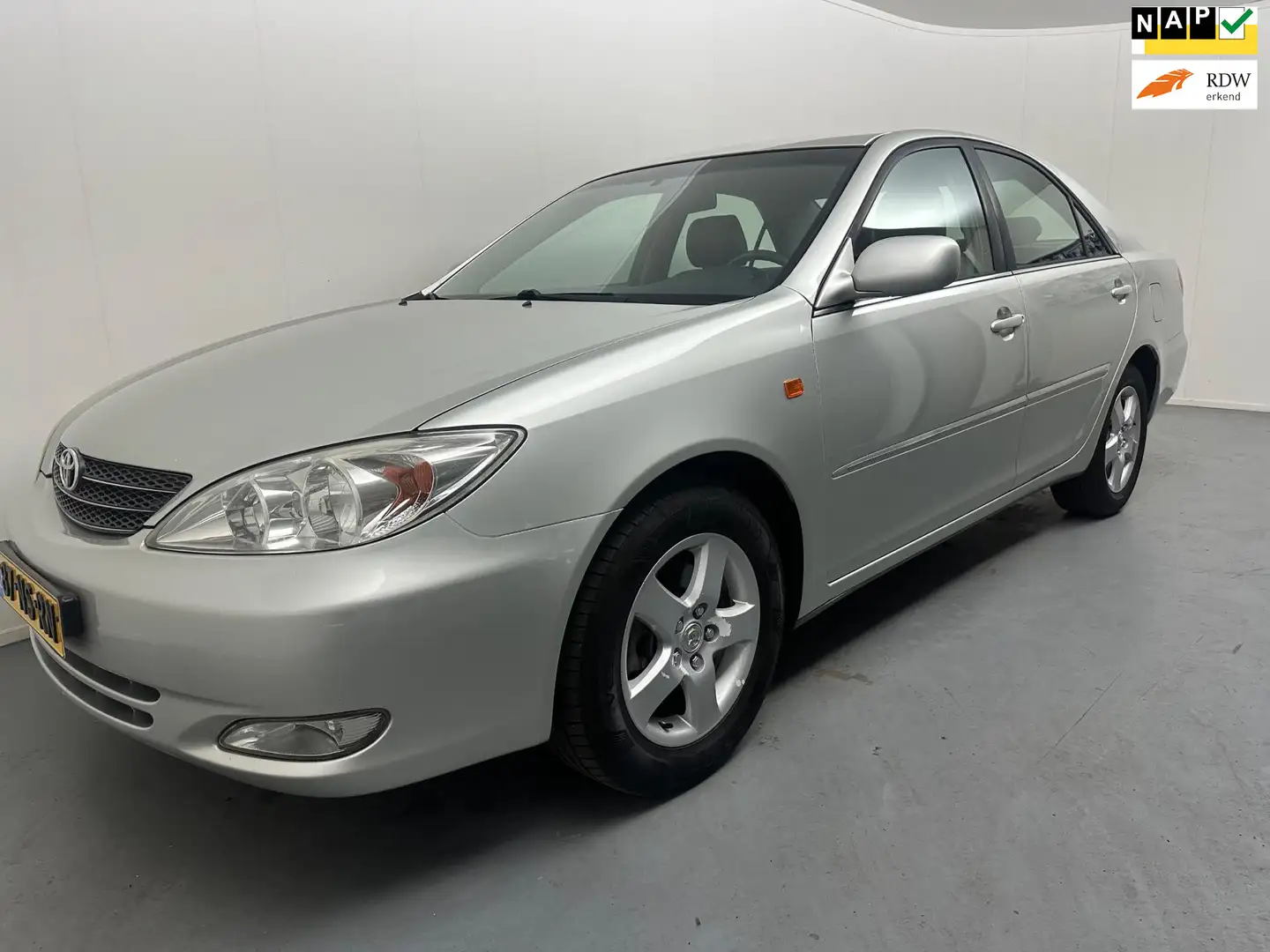 Toyota Camry 2.4-16V VVT-i Linea Sol # Leder # Clima # Cruise # Gris - 1