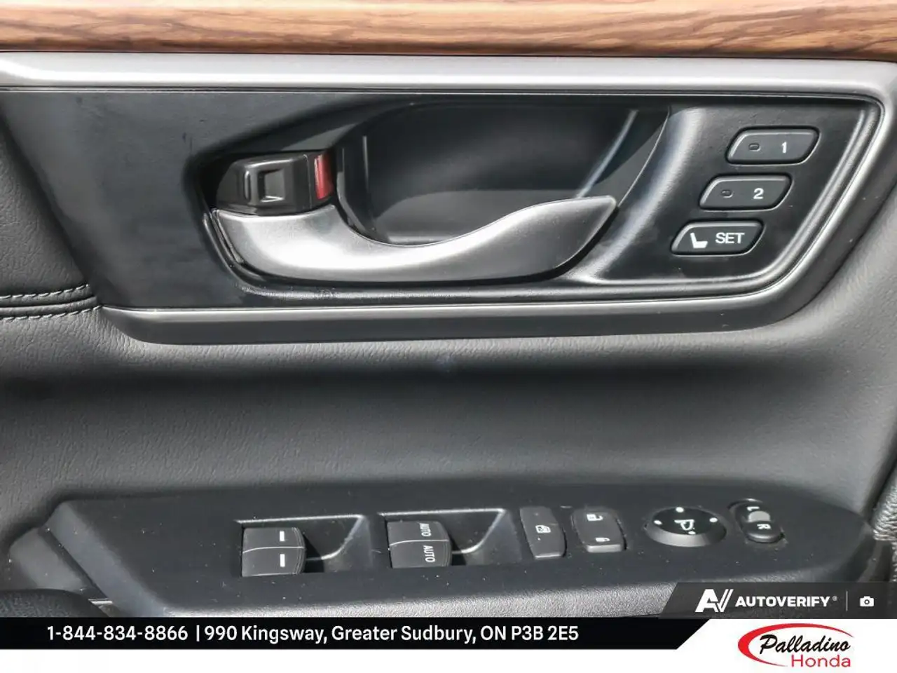 Honda CR-V photo Honda CR-V
