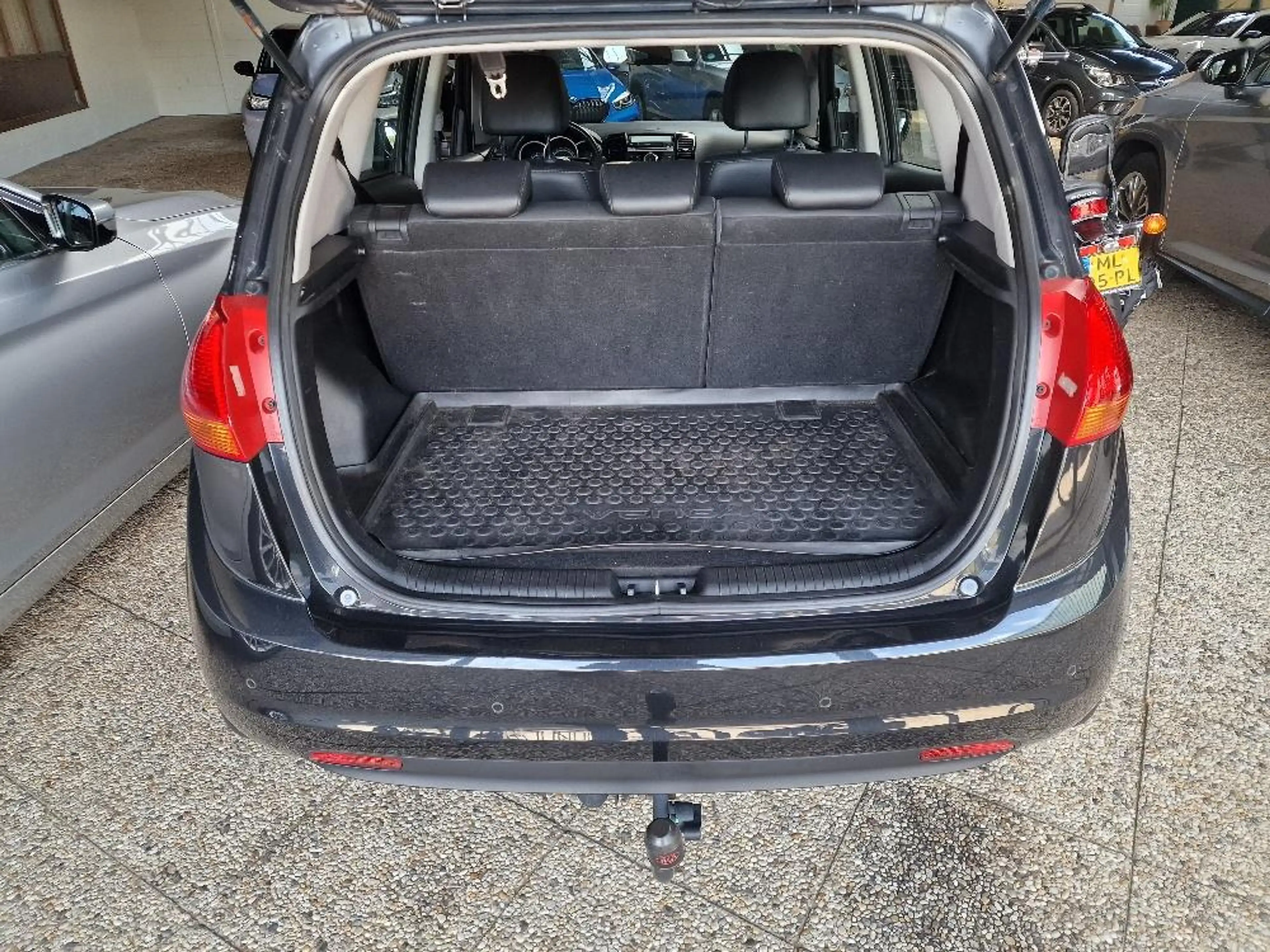 Kia Venga 1.4 CVVT X-ecutive | Trekhaak | Aut.airco | Perfec — photo 5